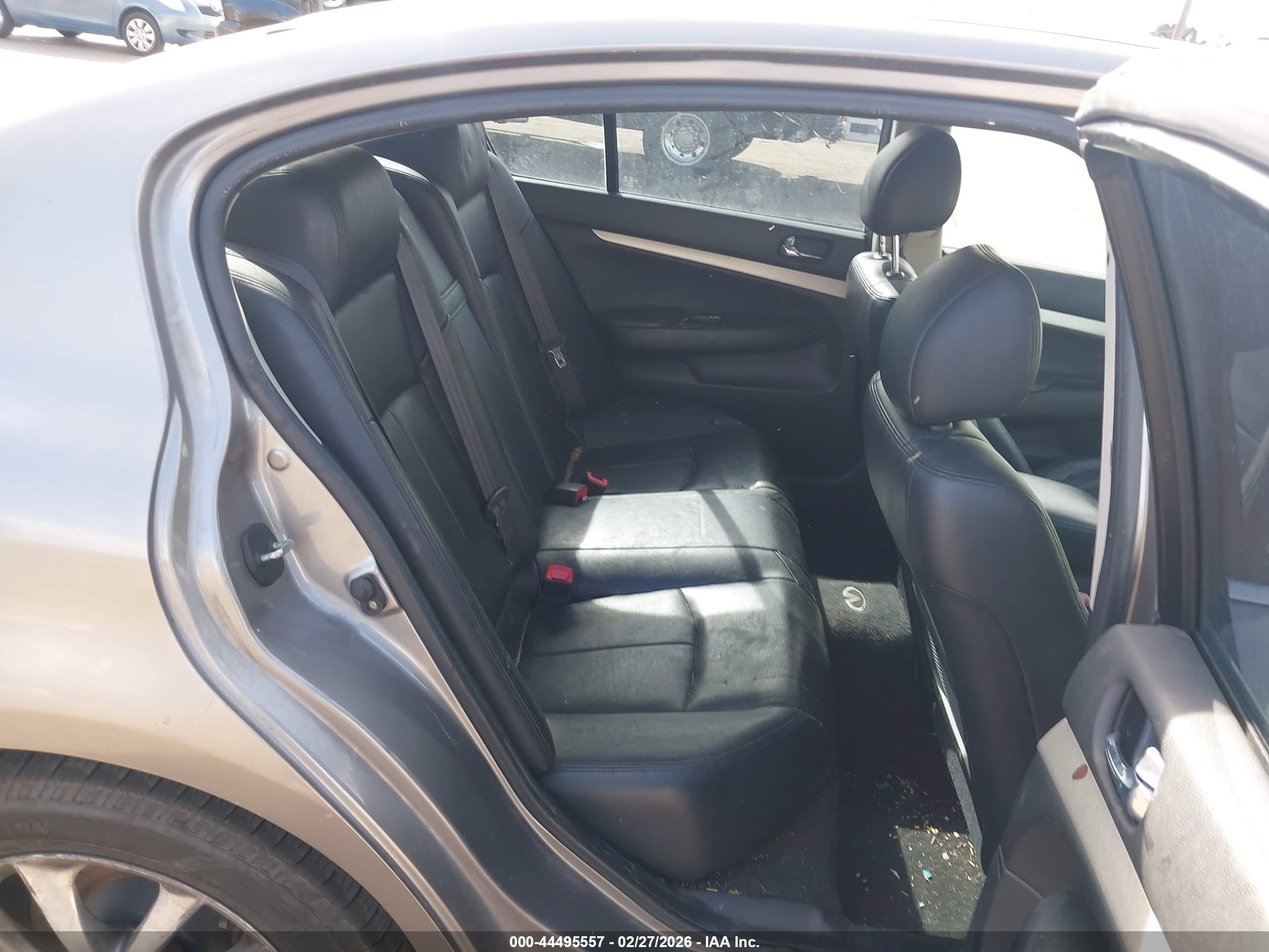 INFINITI G35 image 8