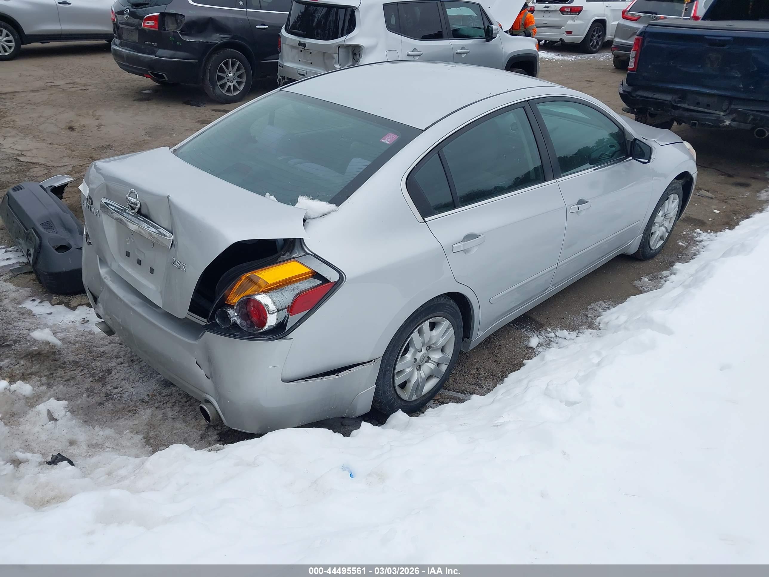 NISSAN ALTIMA image 4