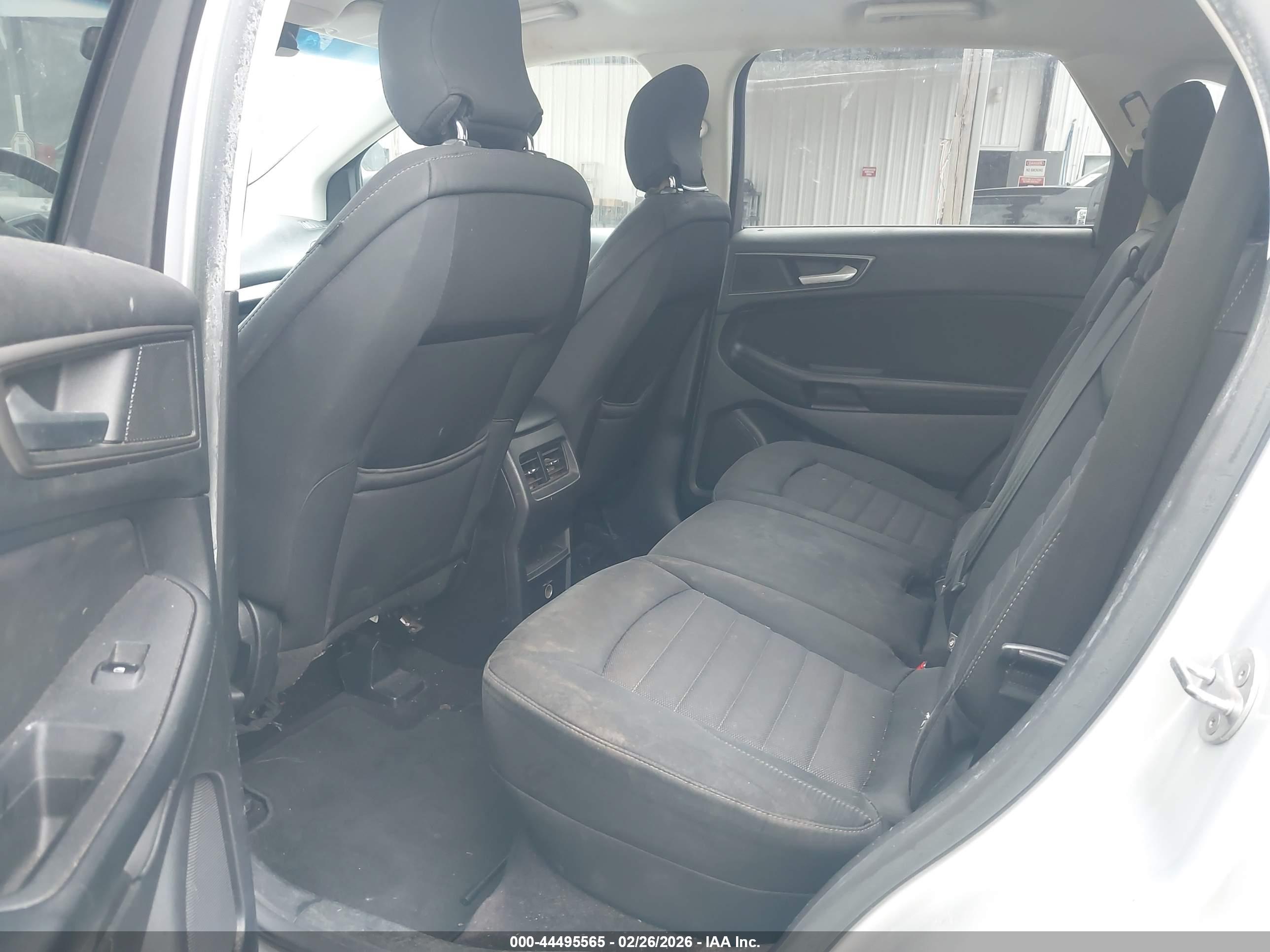 FORD EDGE image 8