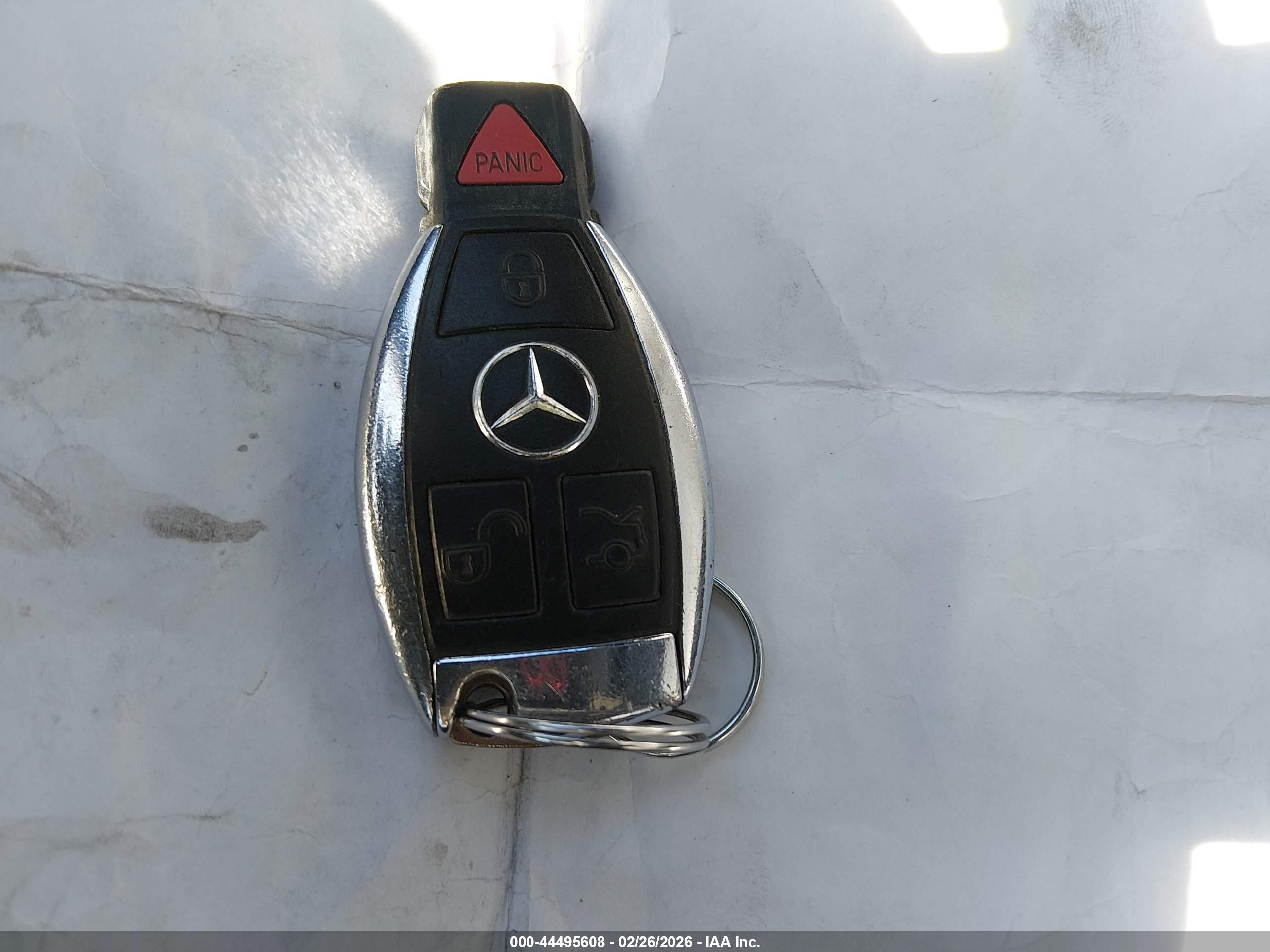 MERCEDES-BENZ GLK image 11