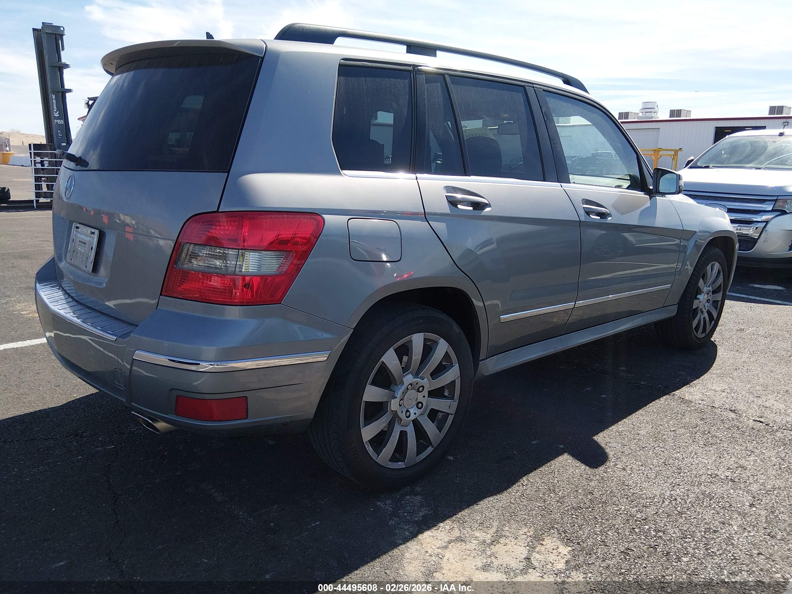 MERCEDES-BENZ GLK image 4