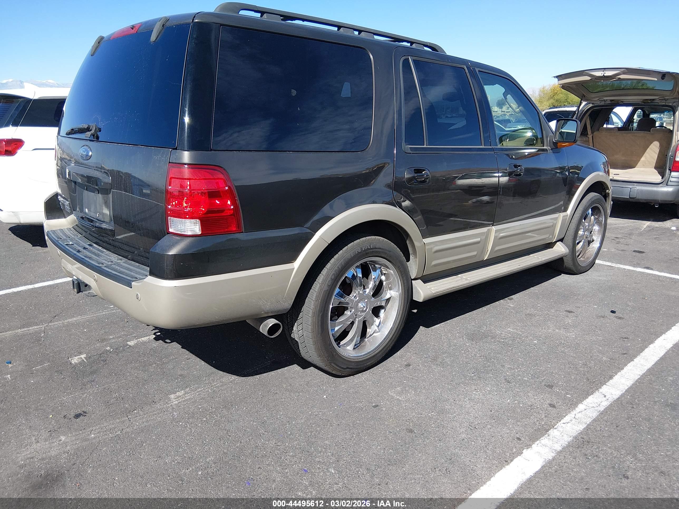 FORD EXPEDITION image 4