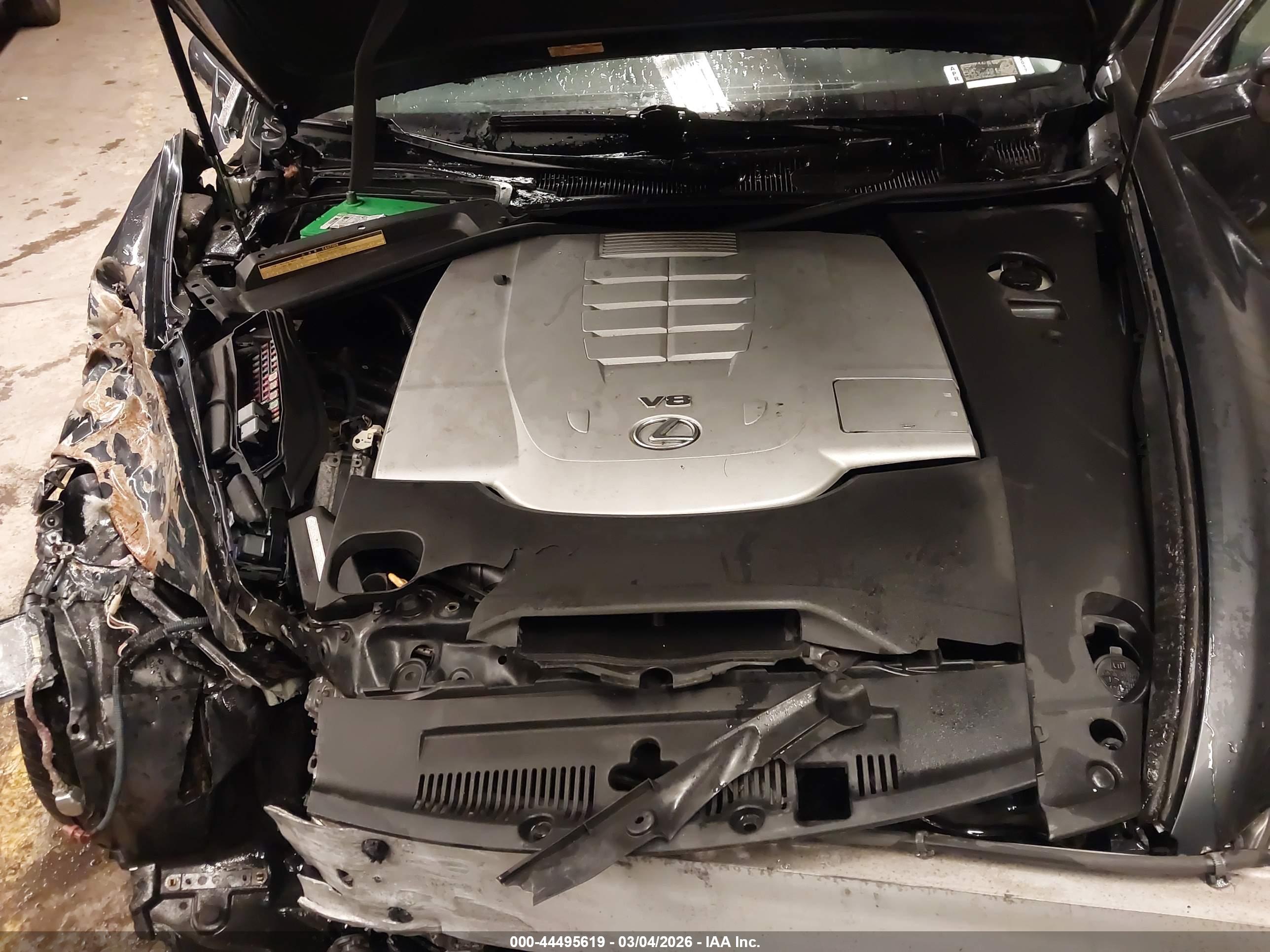 LEXUS LS image 10