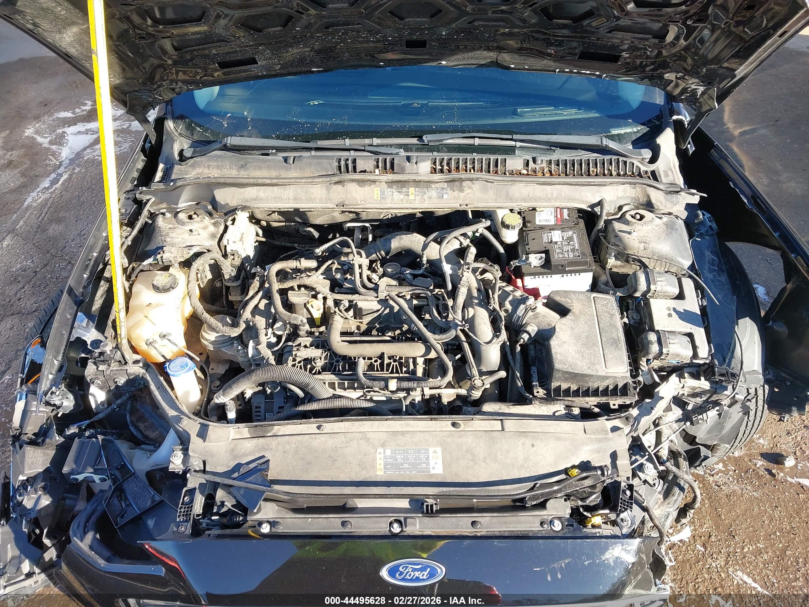 FORD FUSION image 10