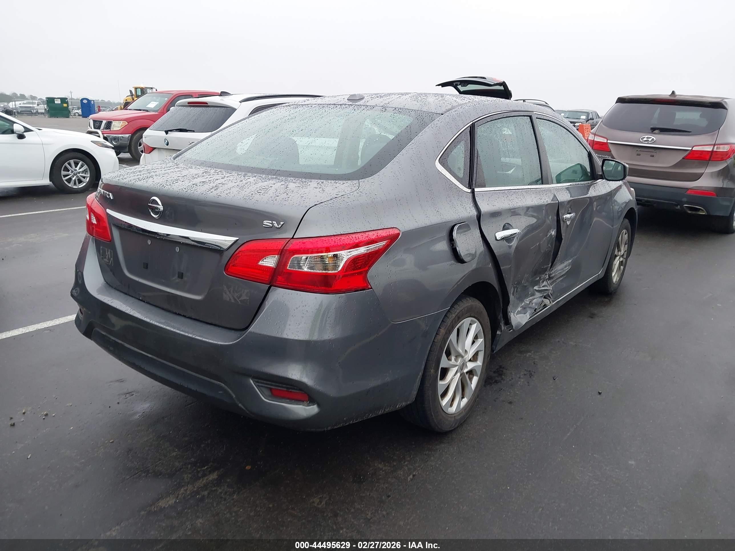 NISSAN SENTRA image 4