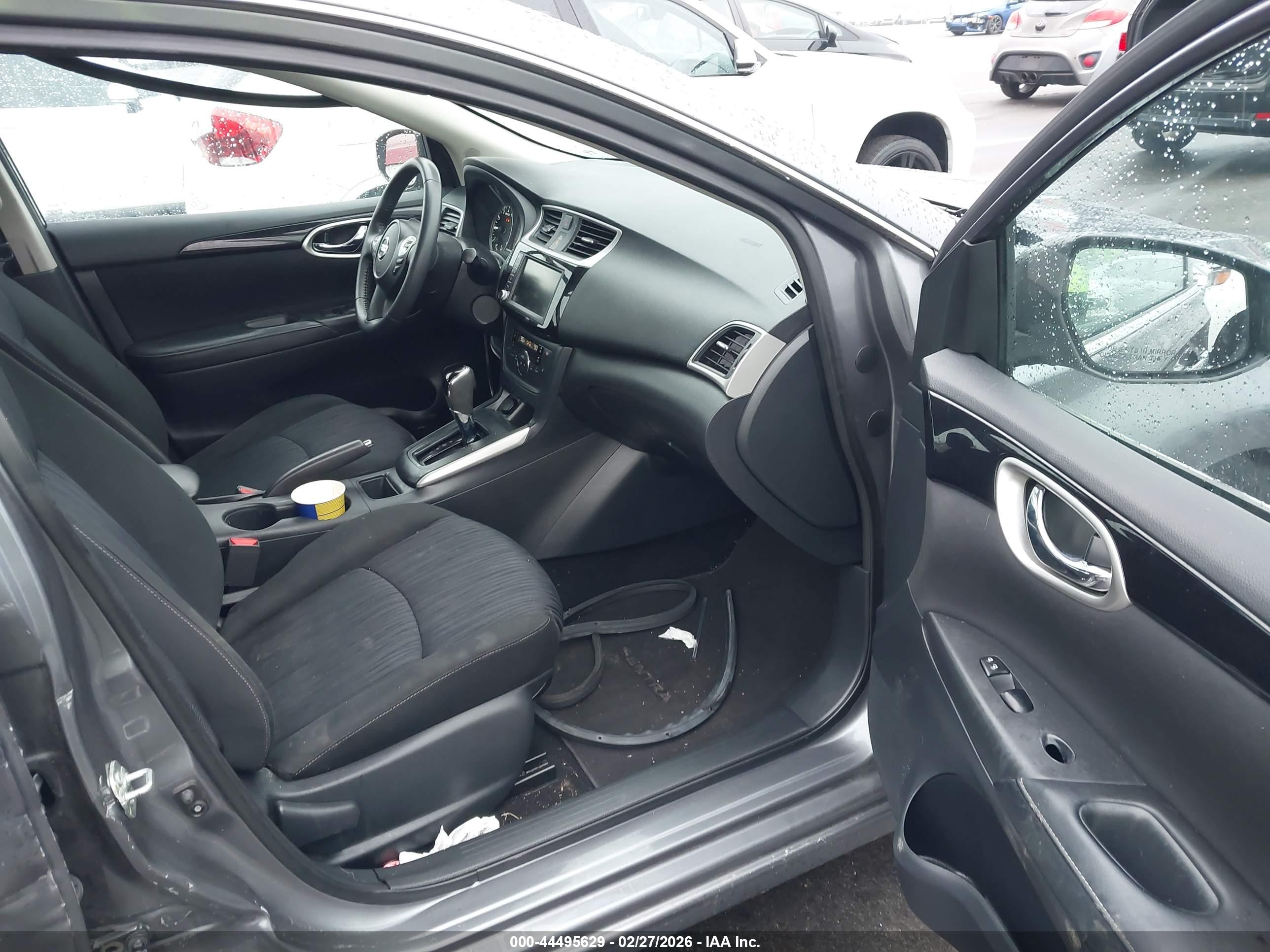 NISSAN SENTRA image 5
