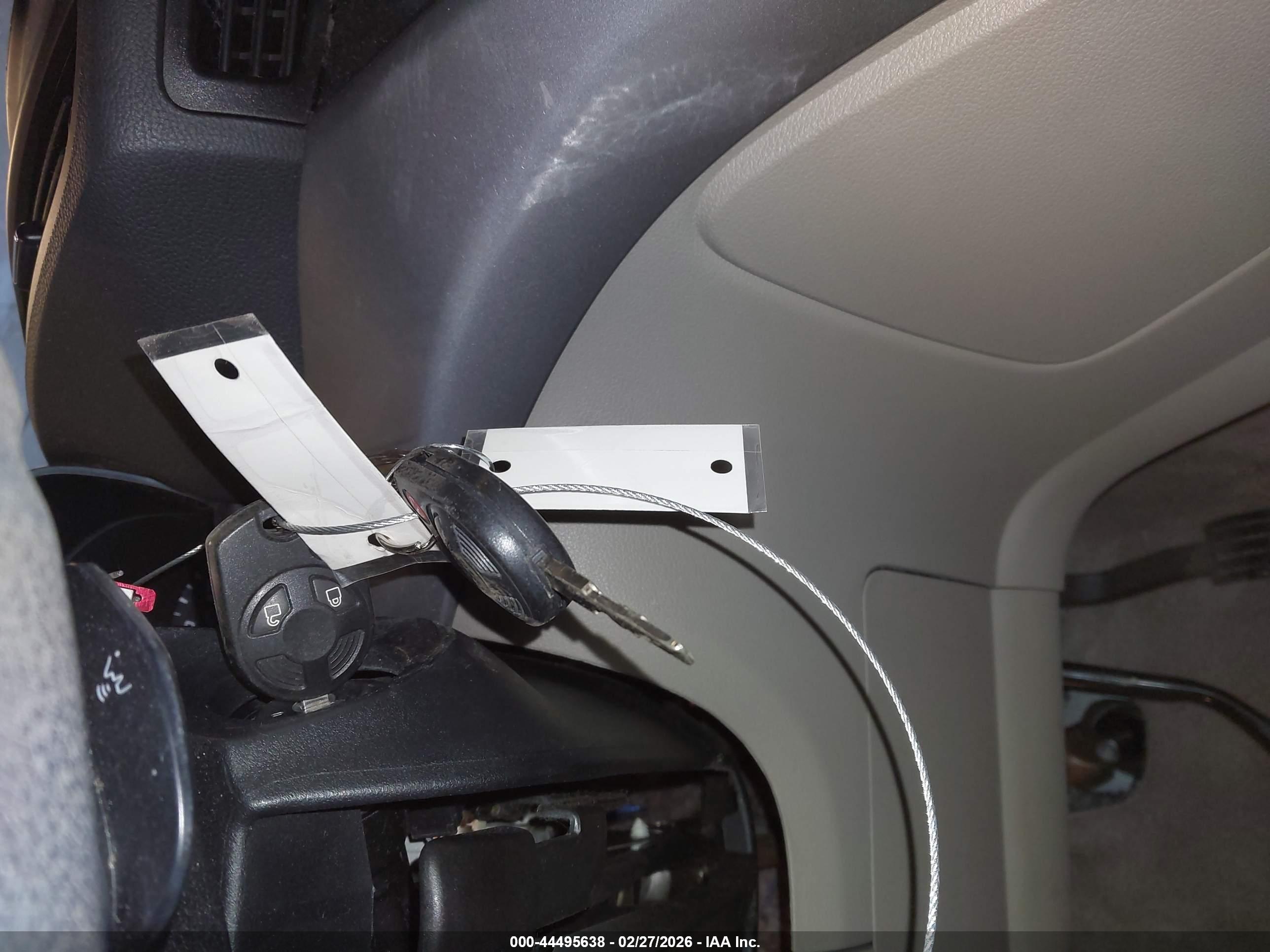 FORD ESCAPE image 11