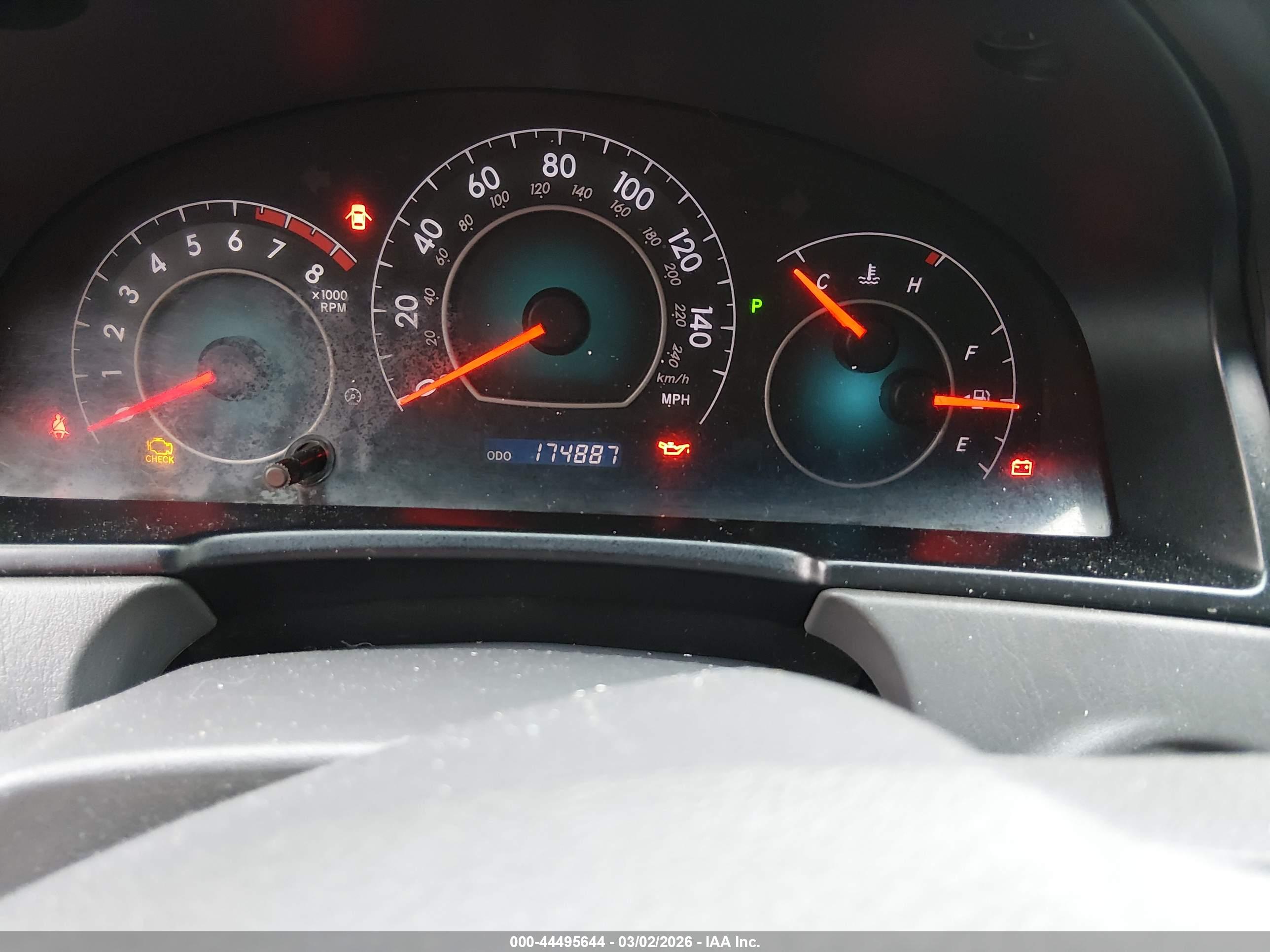TOYOTA CAMRY image 7