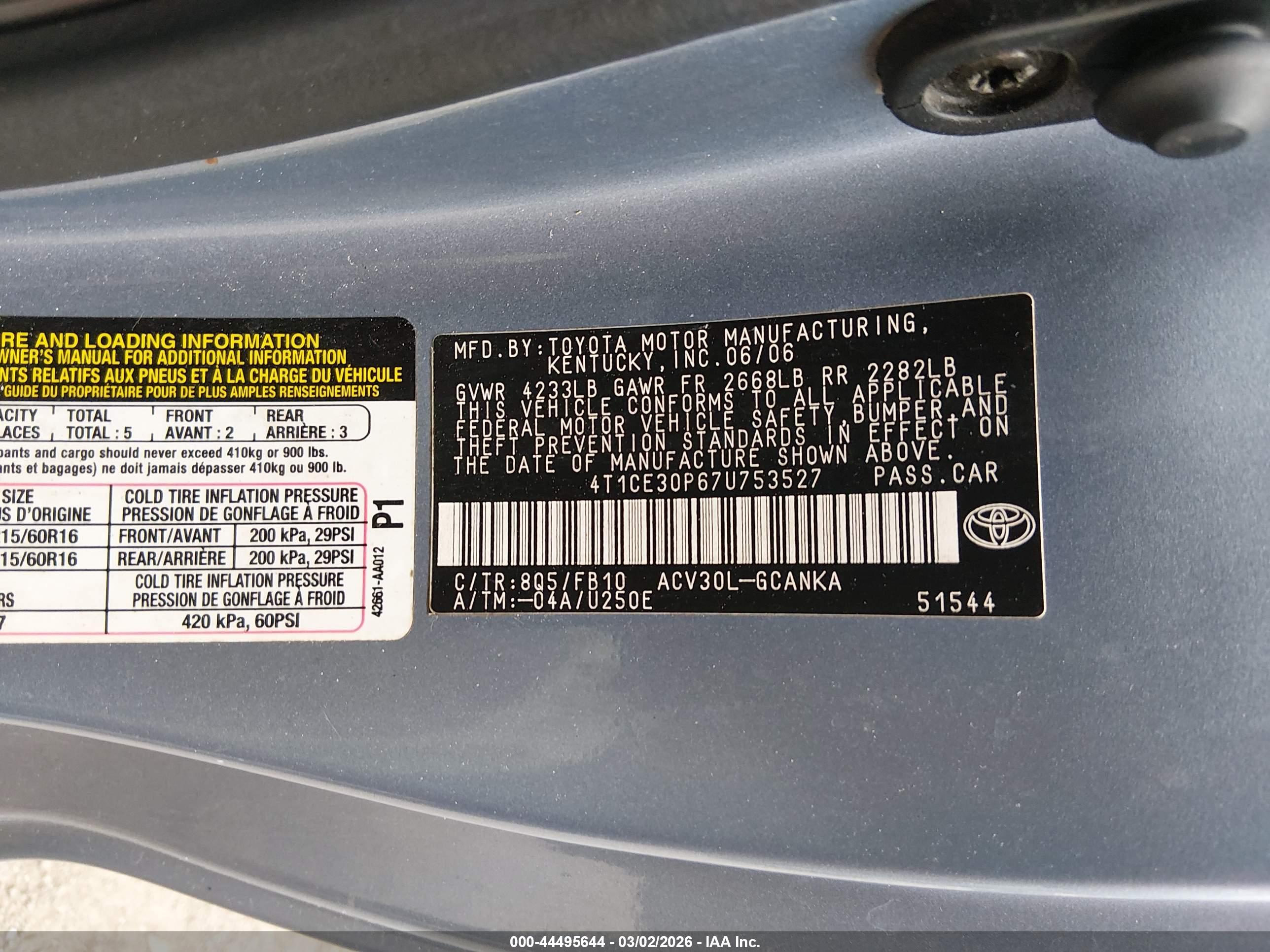 TOYOTA CAMRY image 9