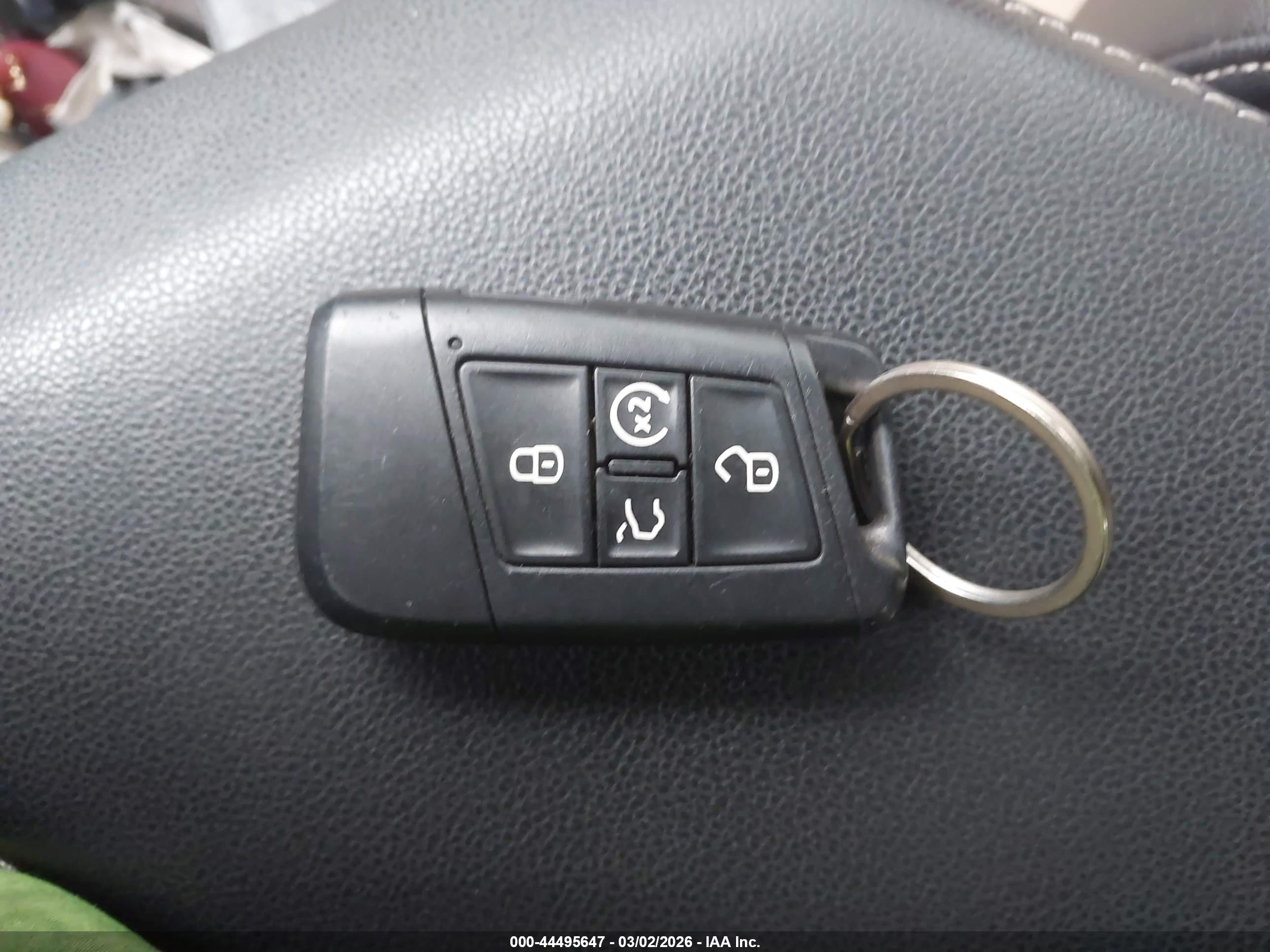 VOLKSWAGEN JETTA image 11