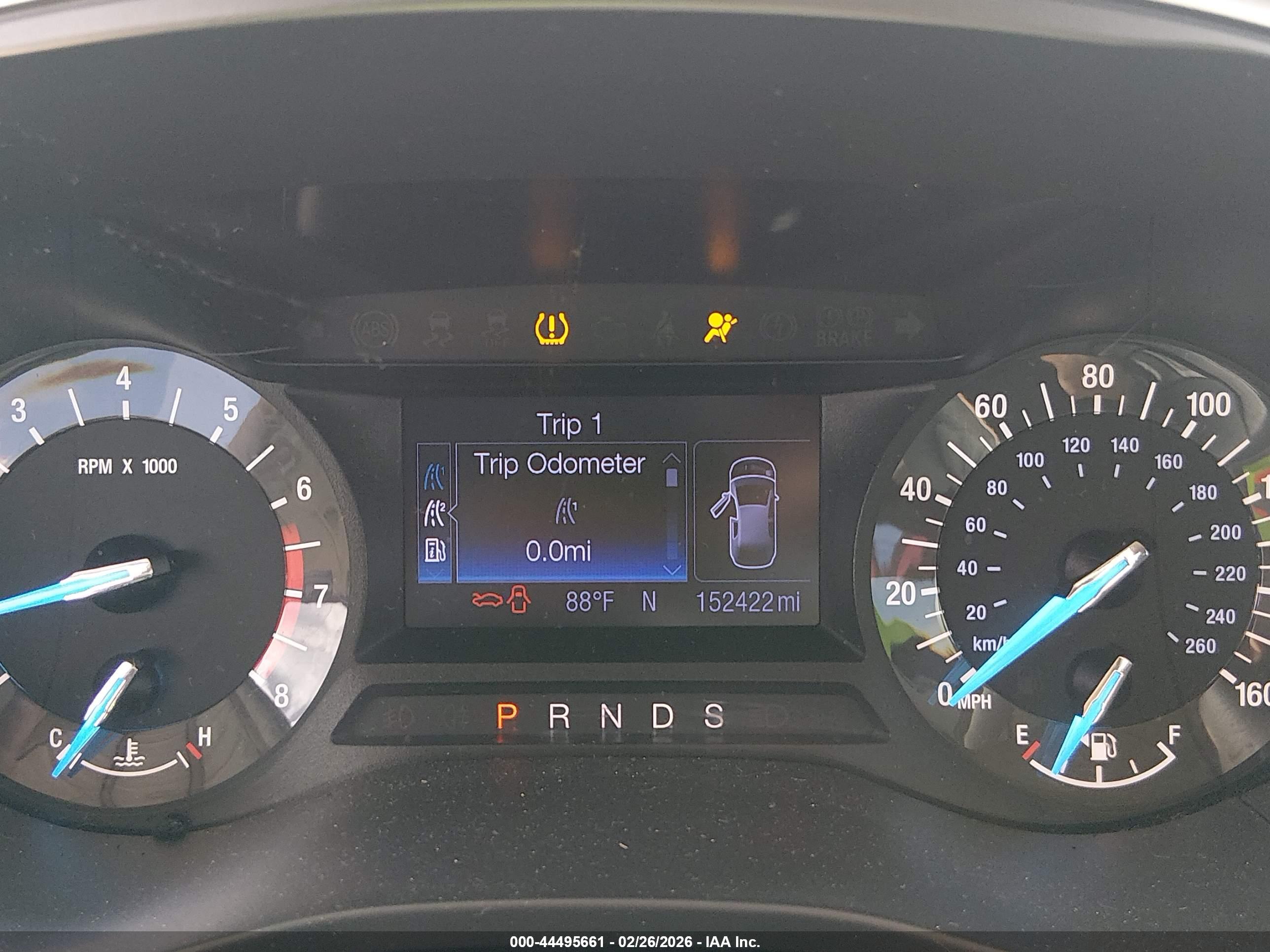 FORD FUSION image 7