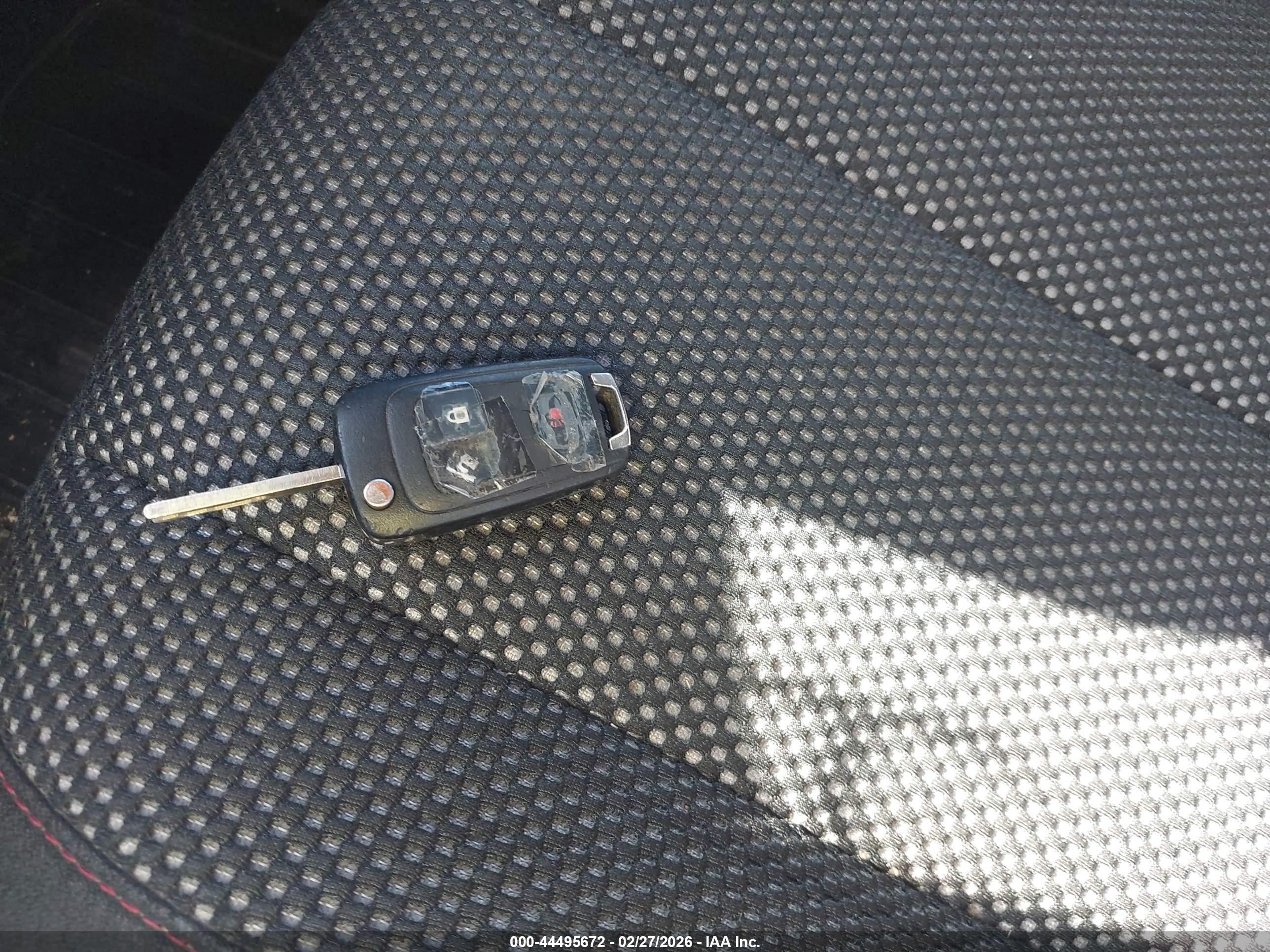CHEVROLET EQUINOX image 11