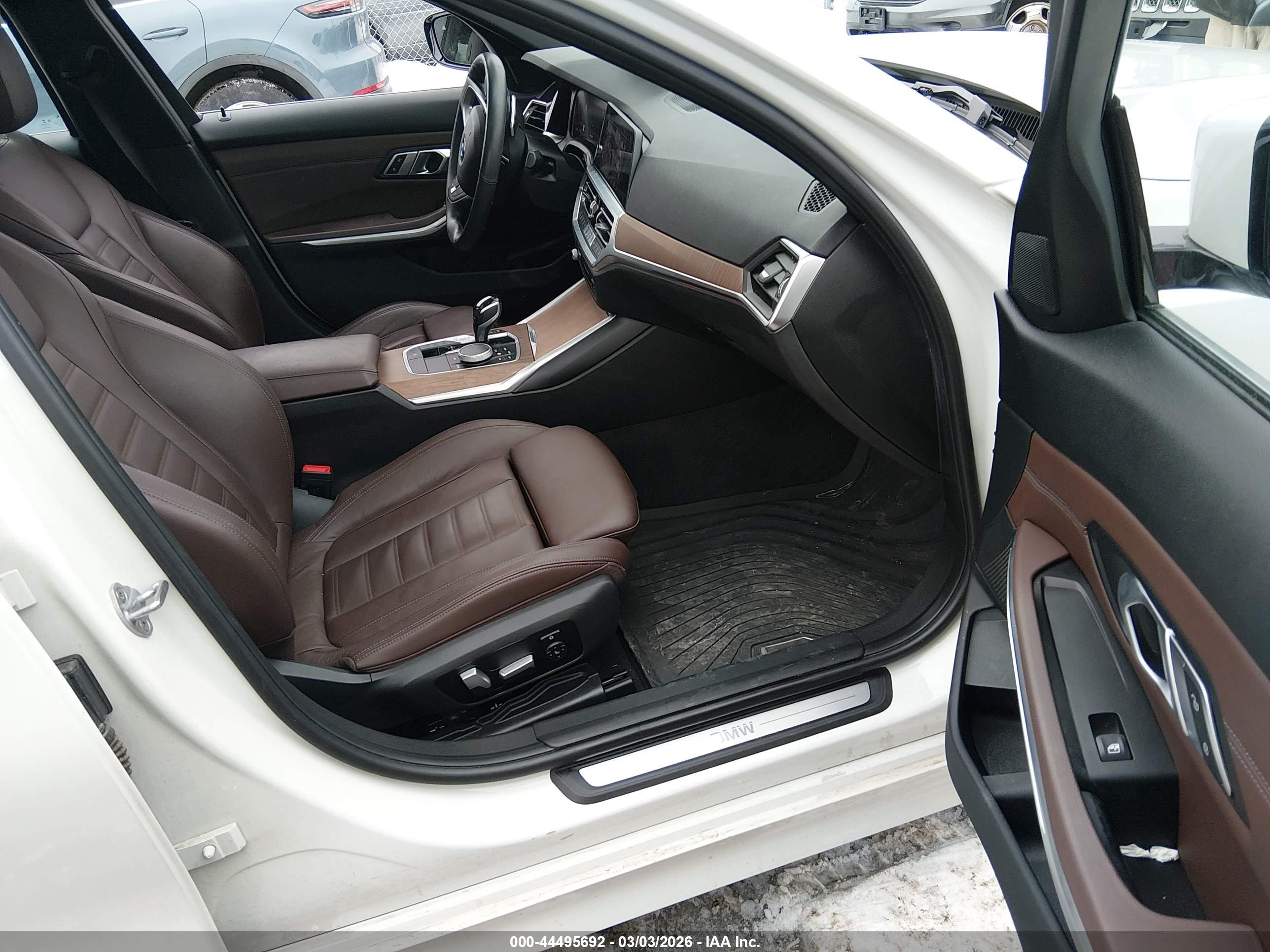 BMW 330I image 5