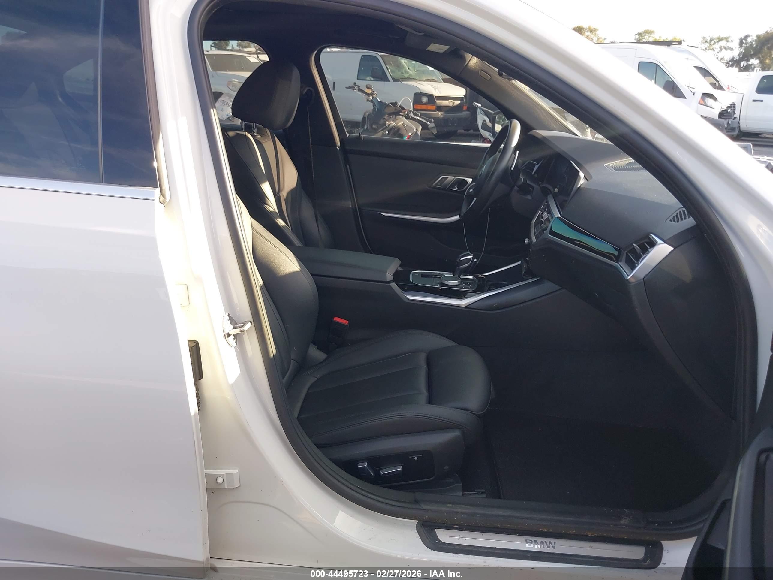 BMW 330I image 5