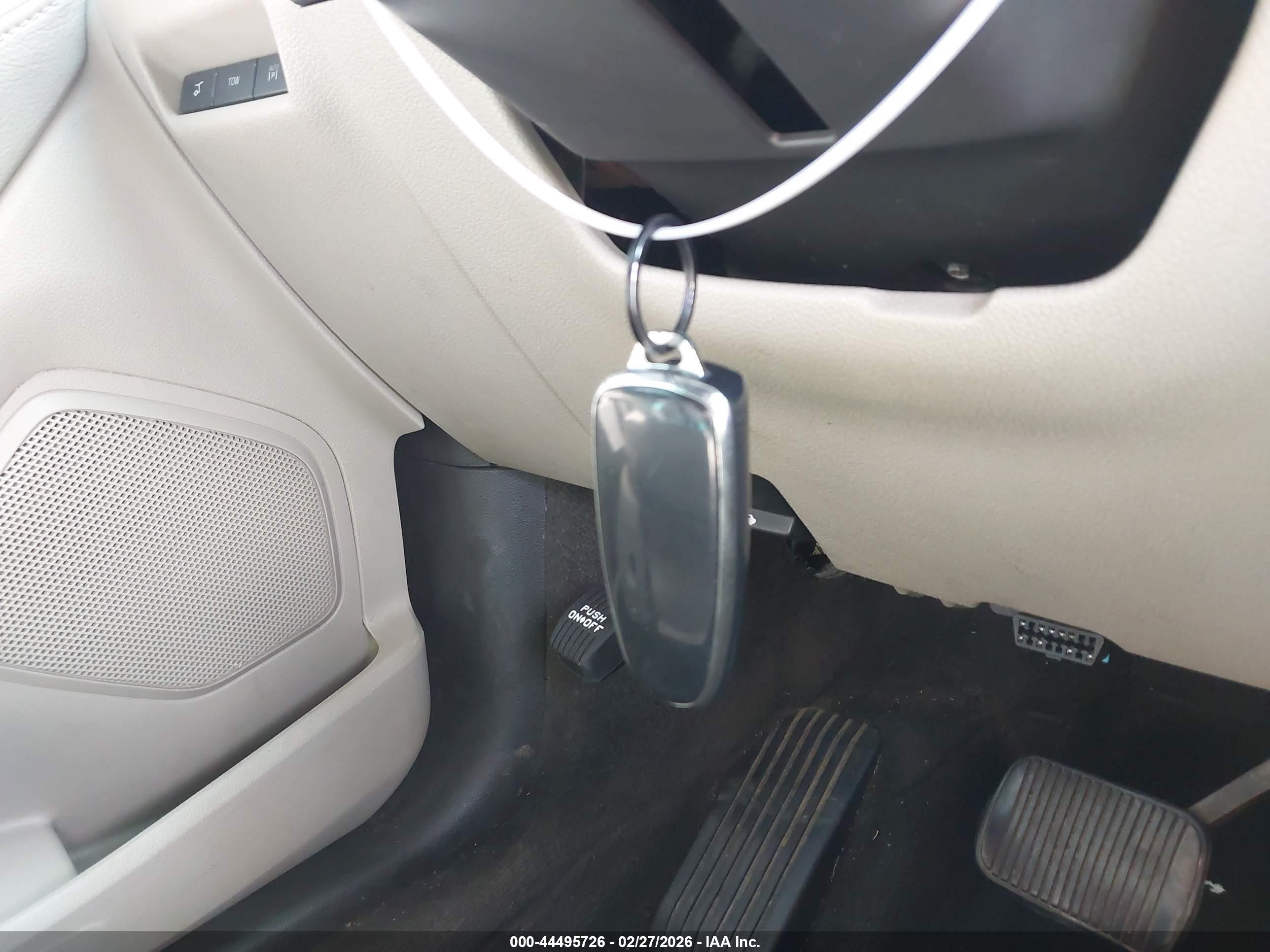 FORD EXPLORER image 11