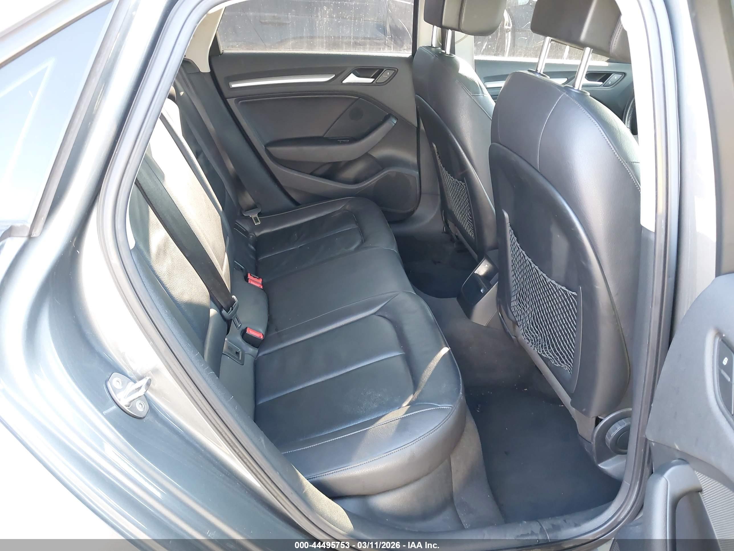 AUDI A3 image 8