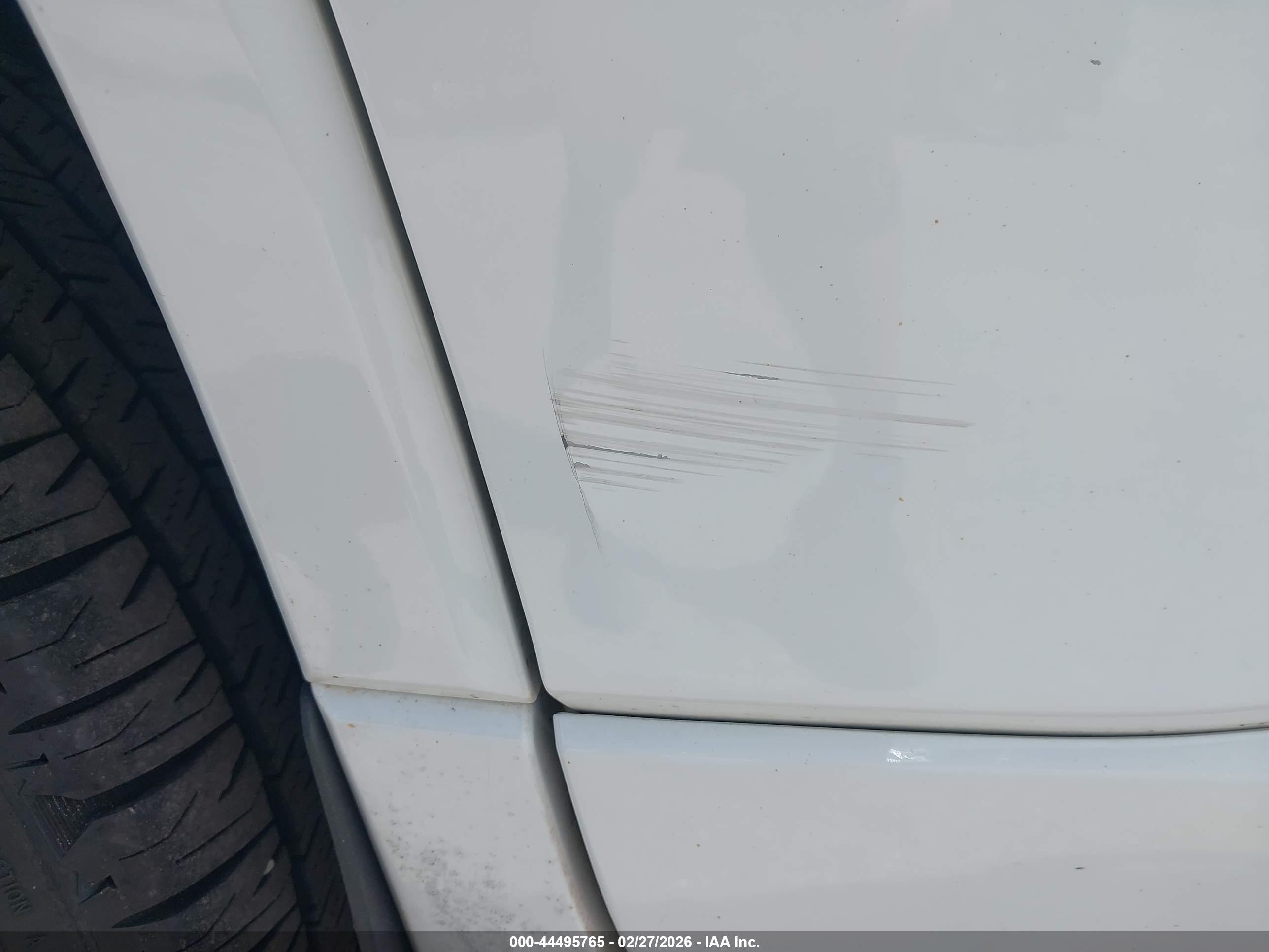 CHEVROLET TRAVERSE image 6