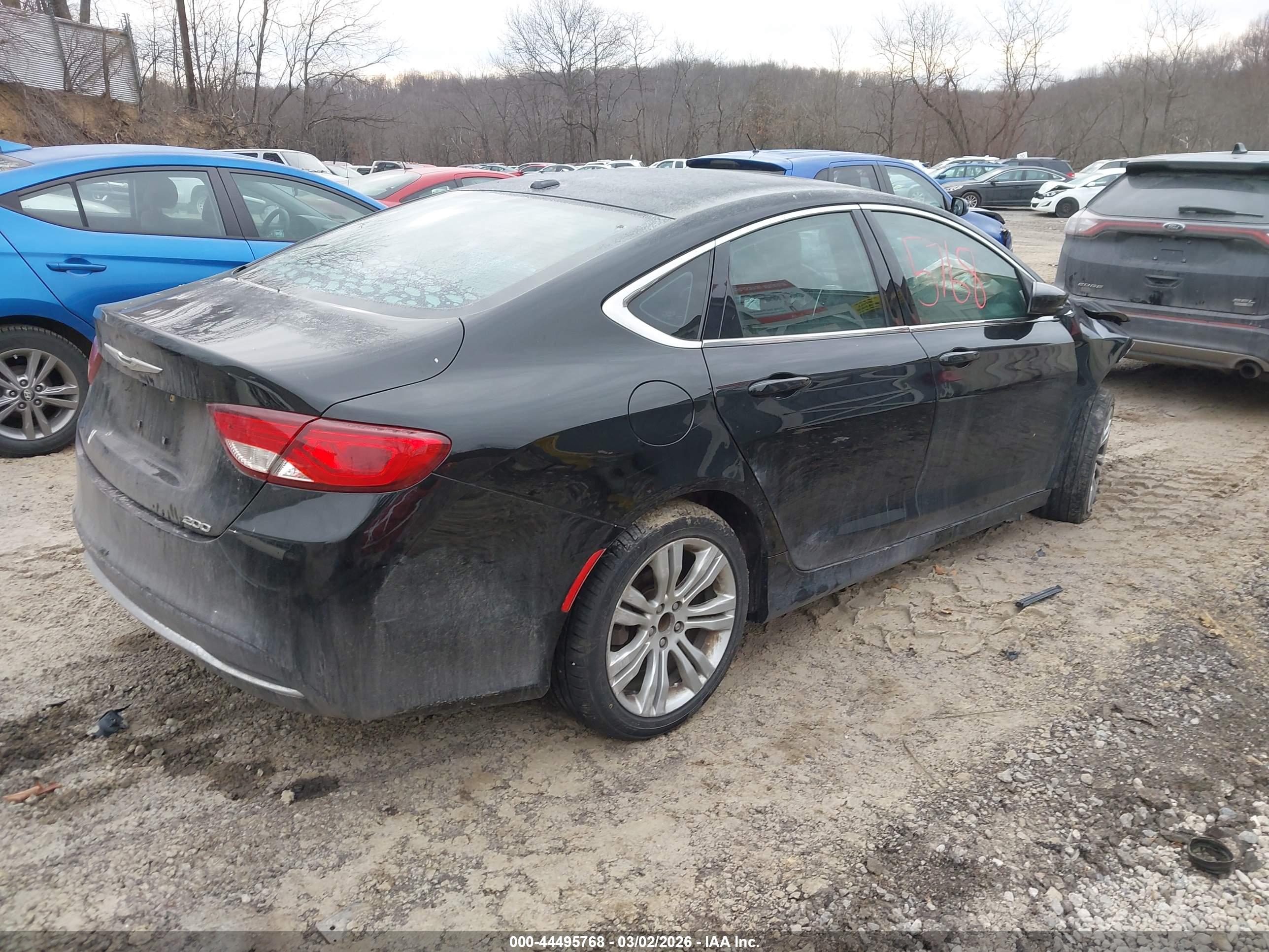 CHRYSLER 200 image 4