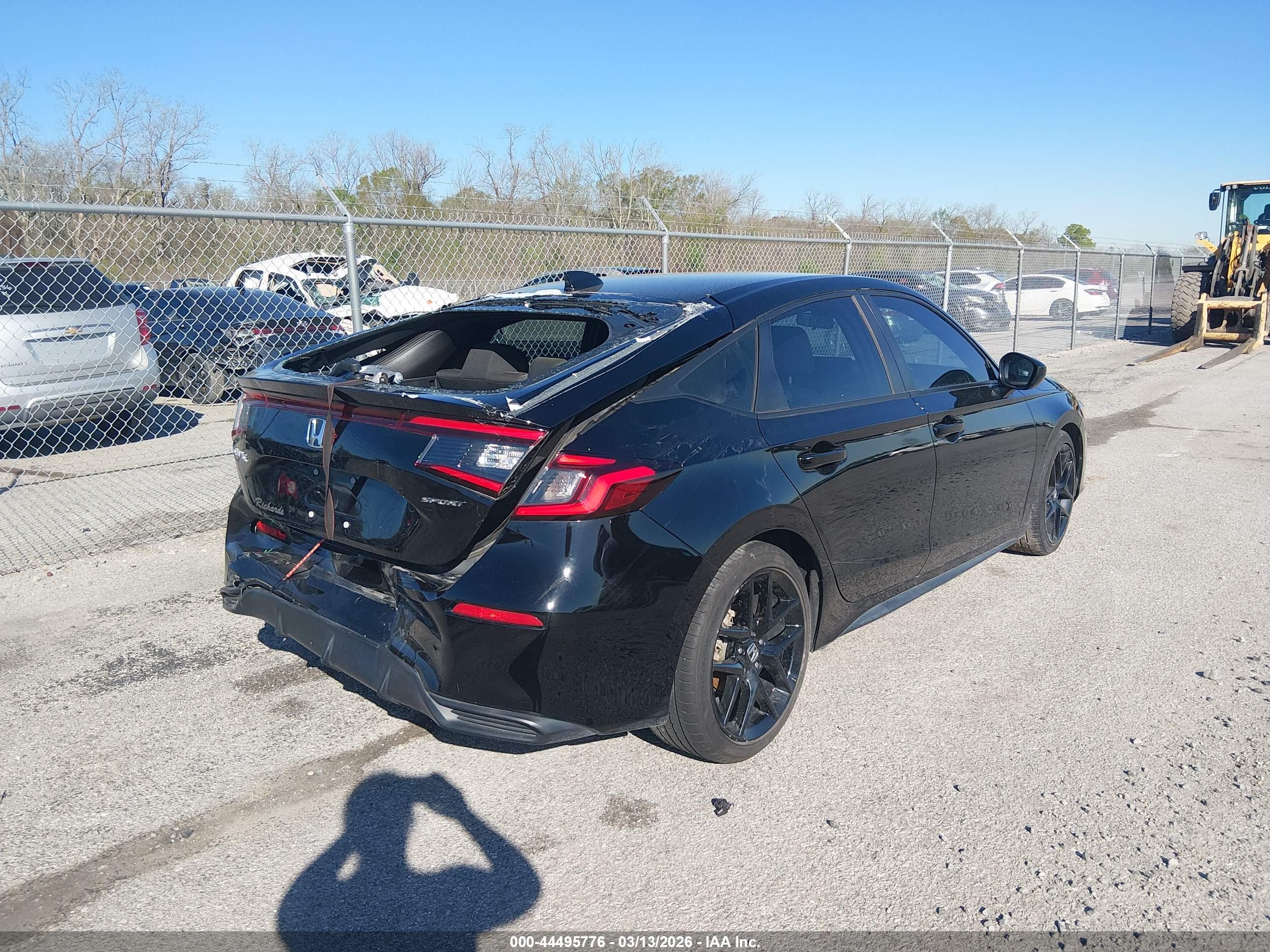 HONDA CIVIC image 4