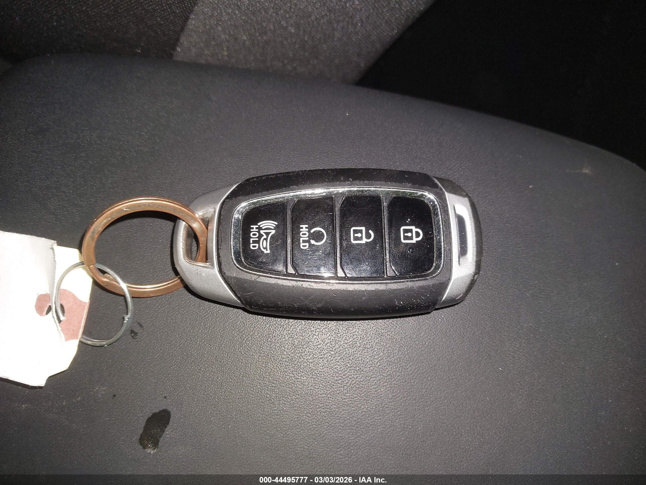 HYUNDAI VENUE image 11
