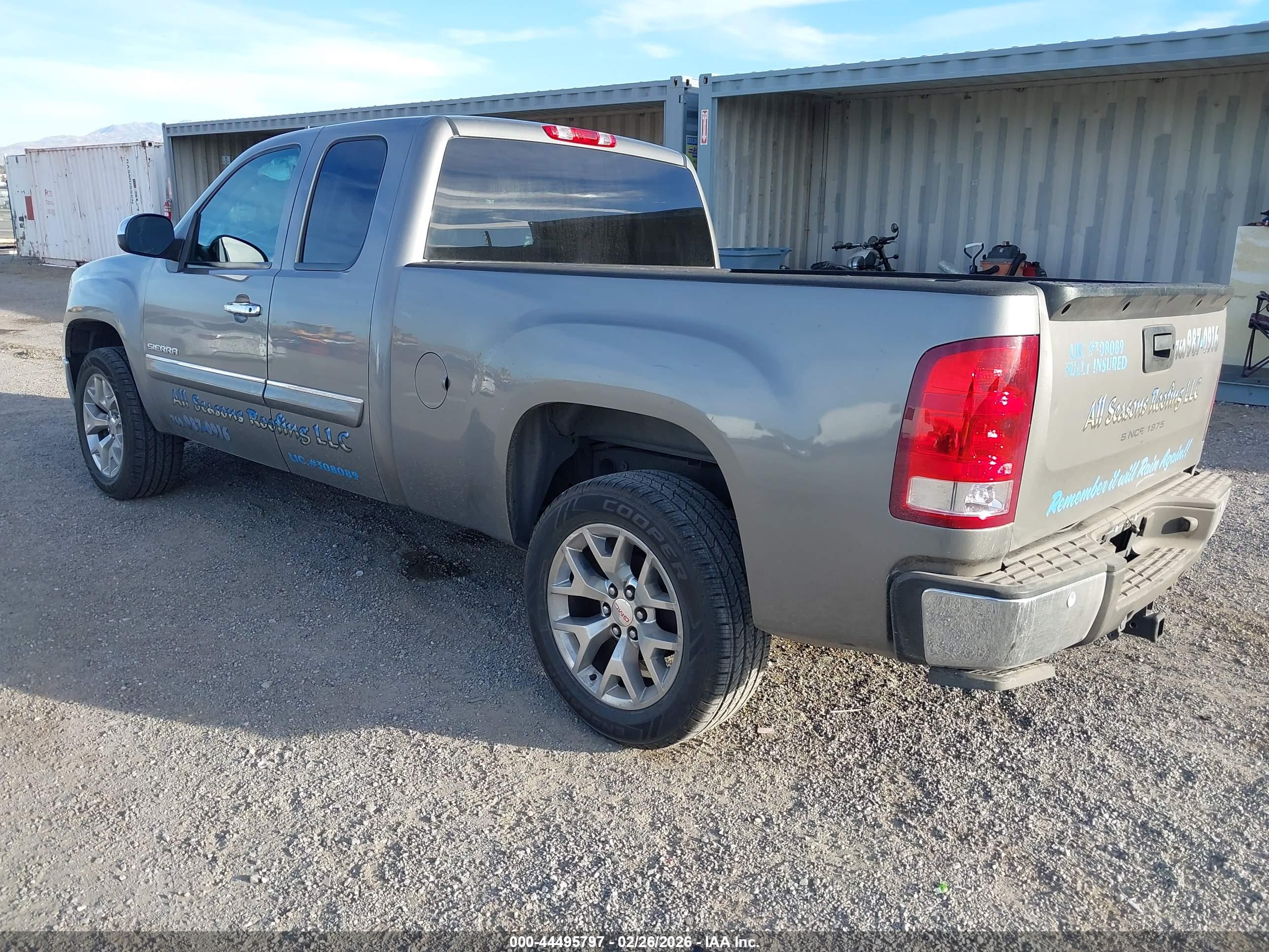 GMC SIERRA image 3