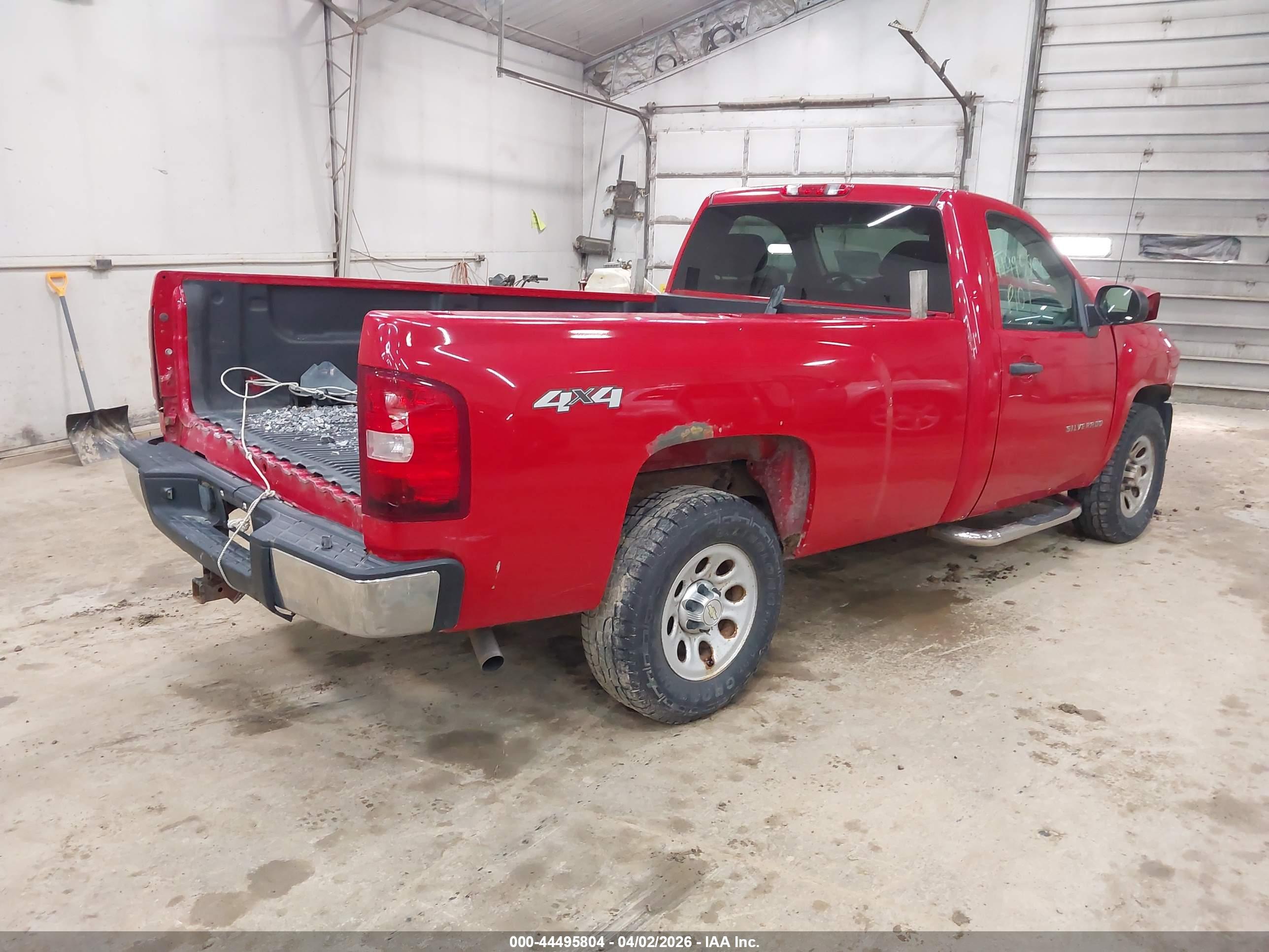 CHEVROLET SILVERADO image 4