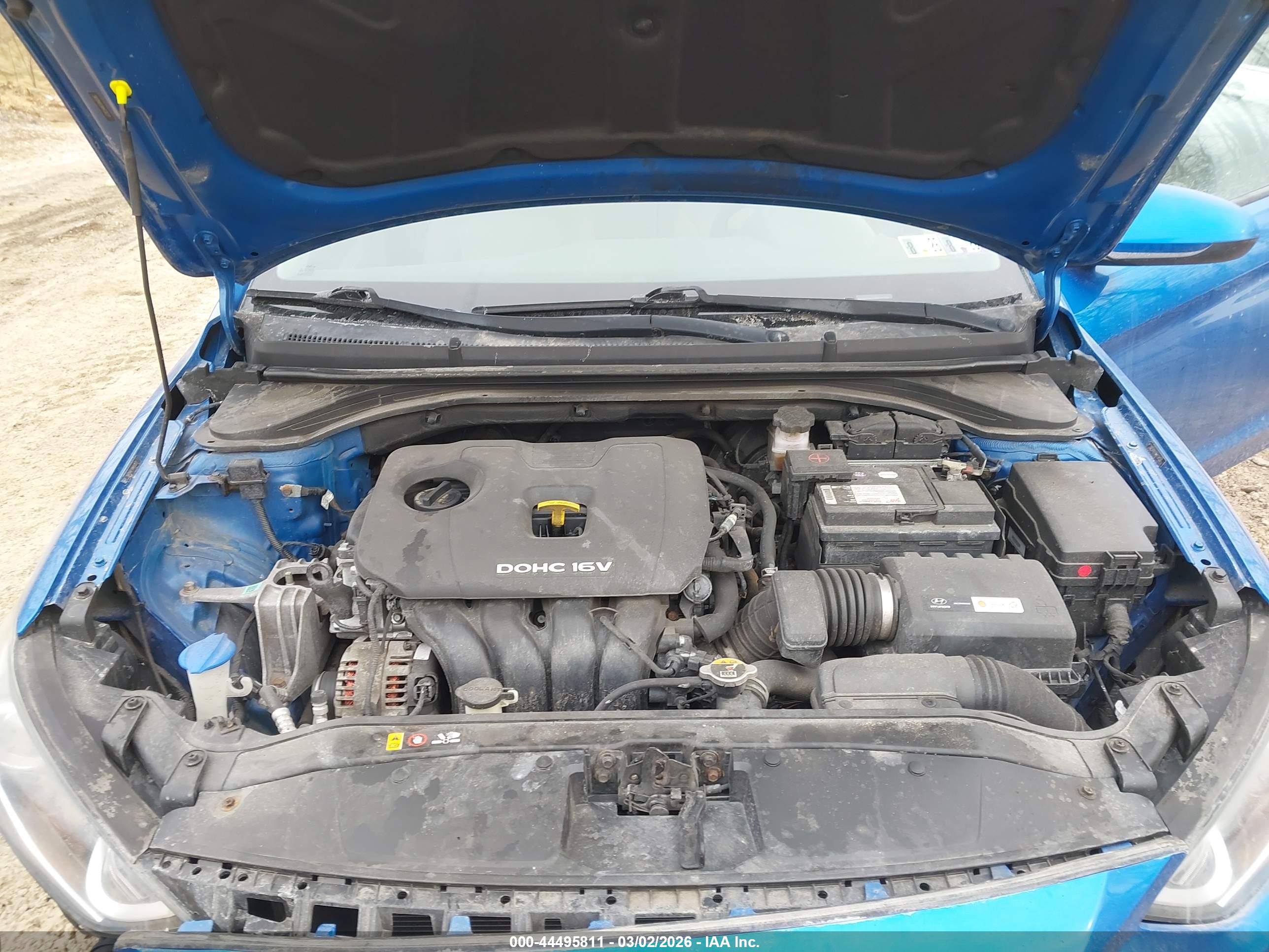 HYUNDAI ELANTRA image 10