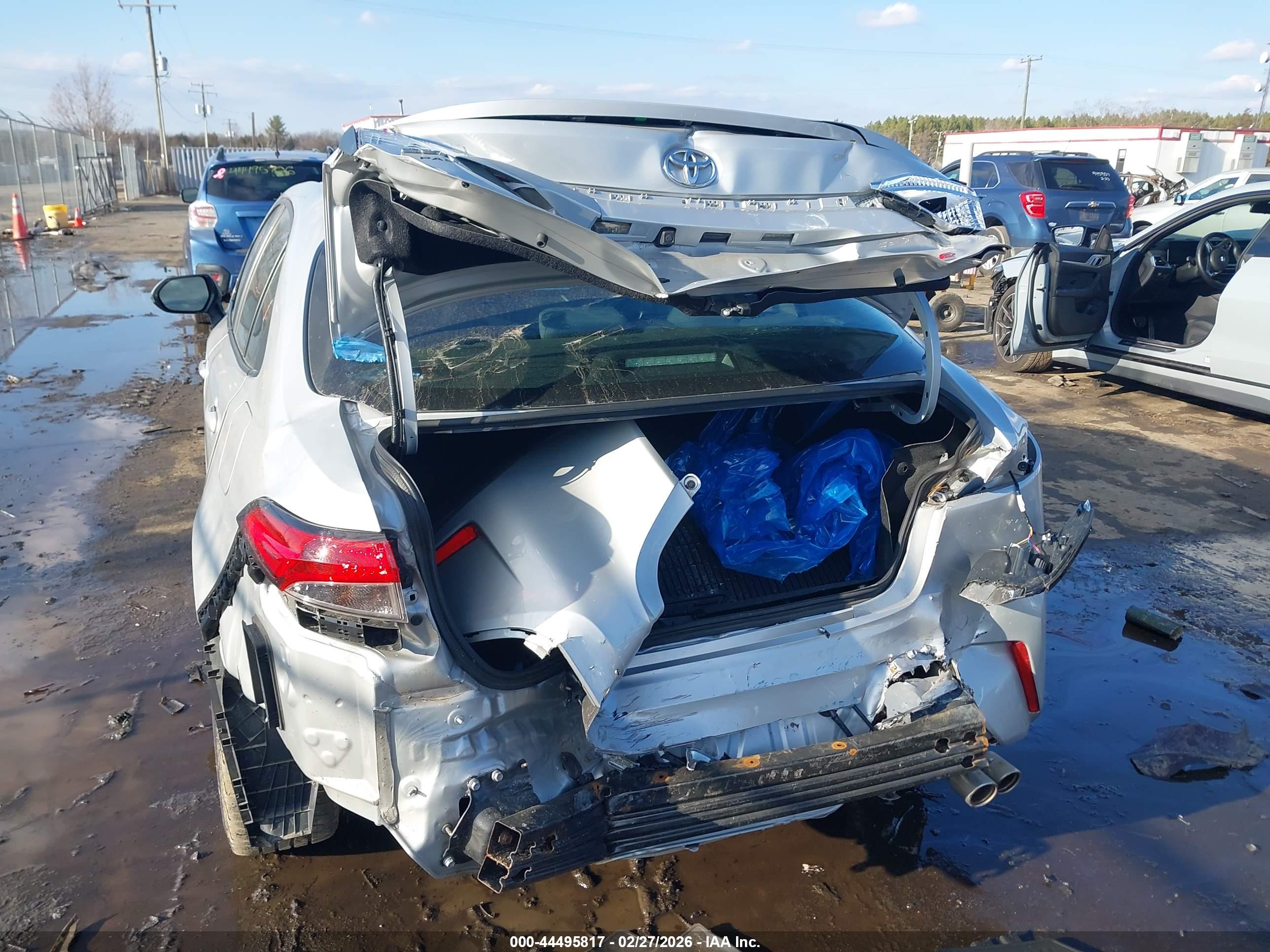 TOYOTA COROLLA image 6