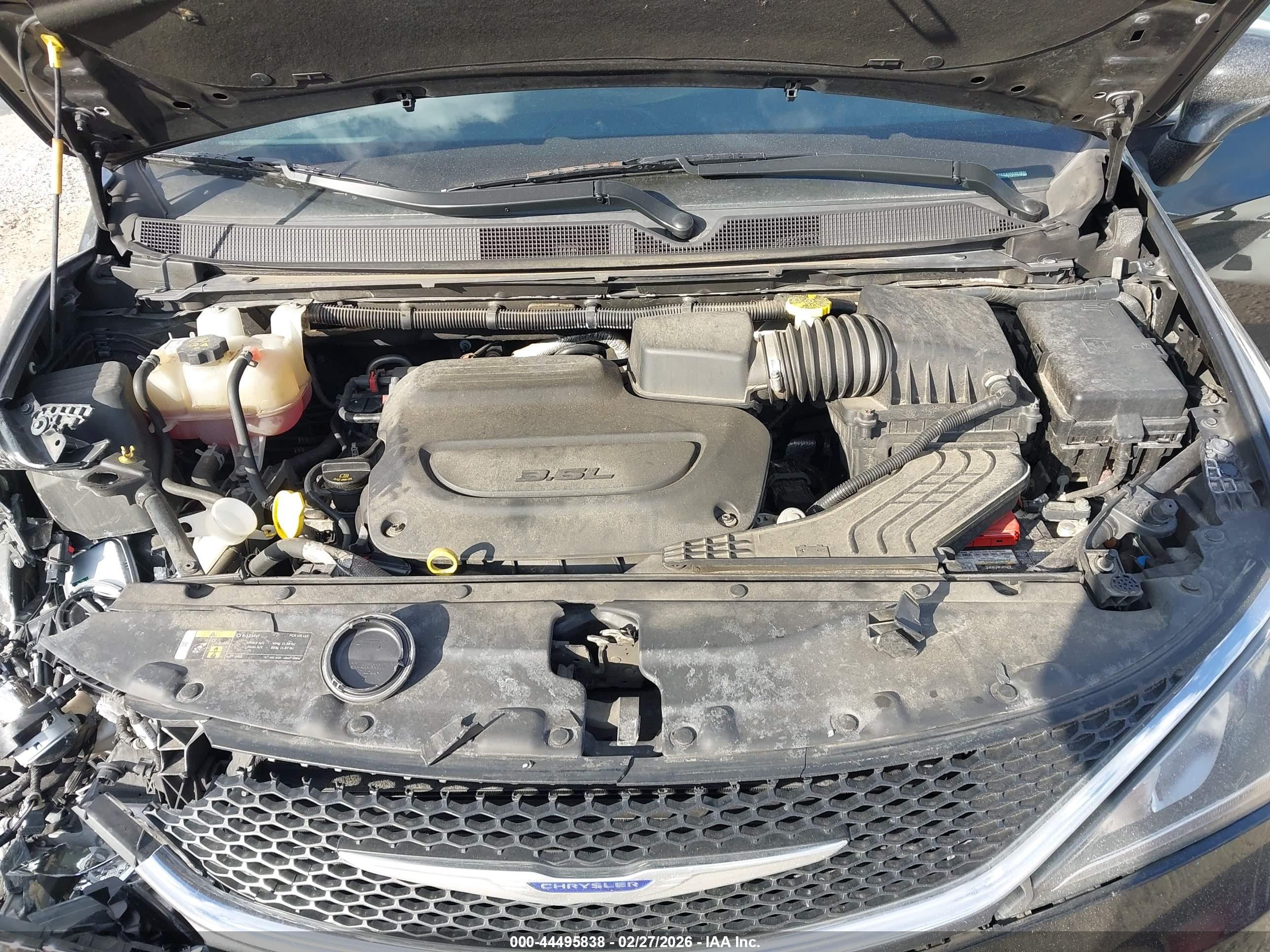 CHRYSLER PACIFICA image 10