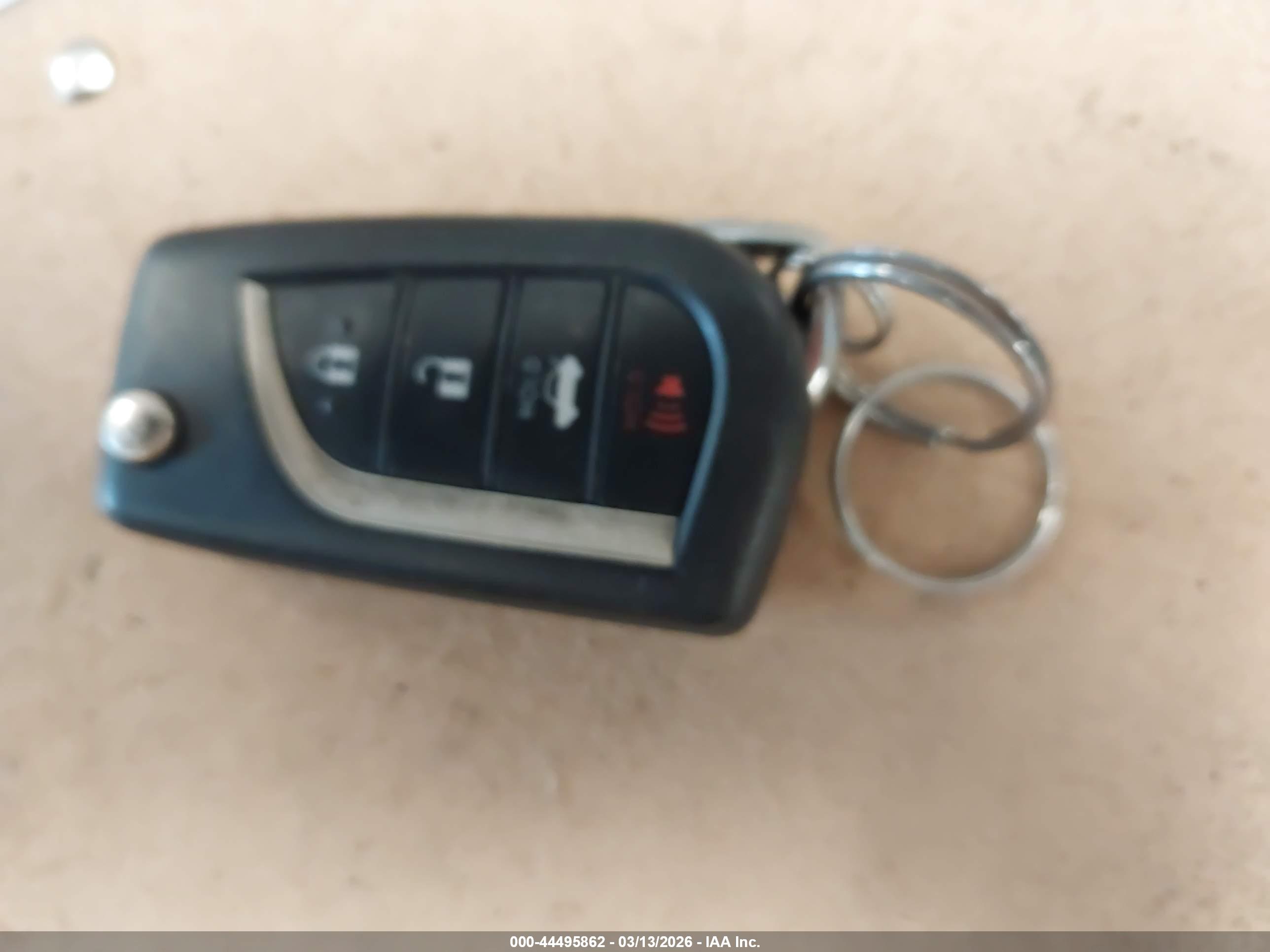 TOYOTA COROLLA image 11