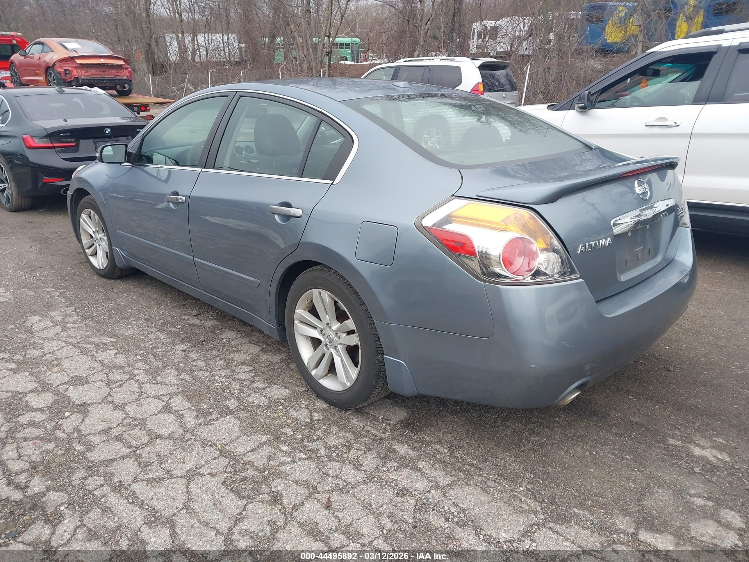 NISSAN ALTIMA image 3