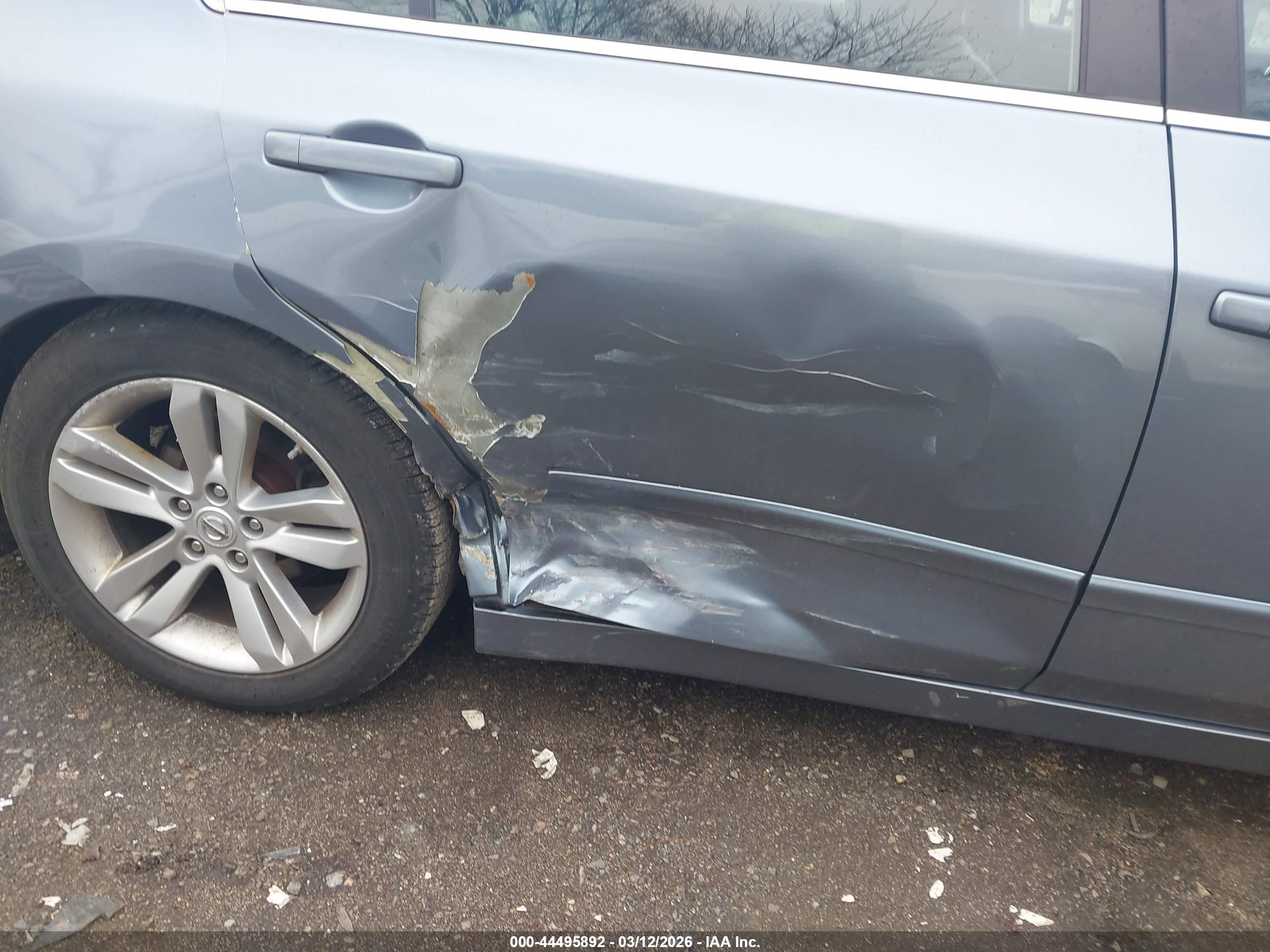 NISSAN ALTIMA image 6