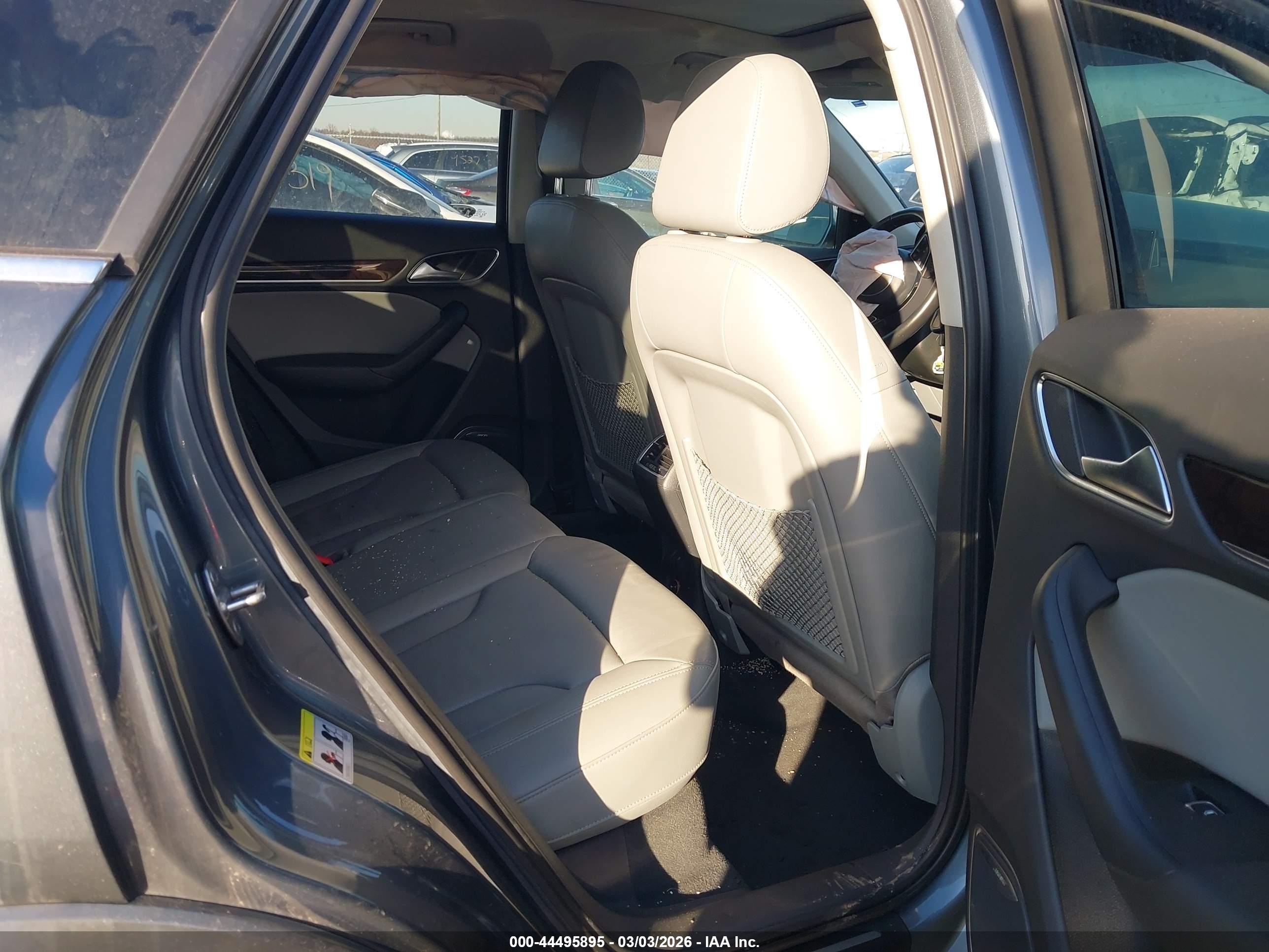AUDI Q3 image 8