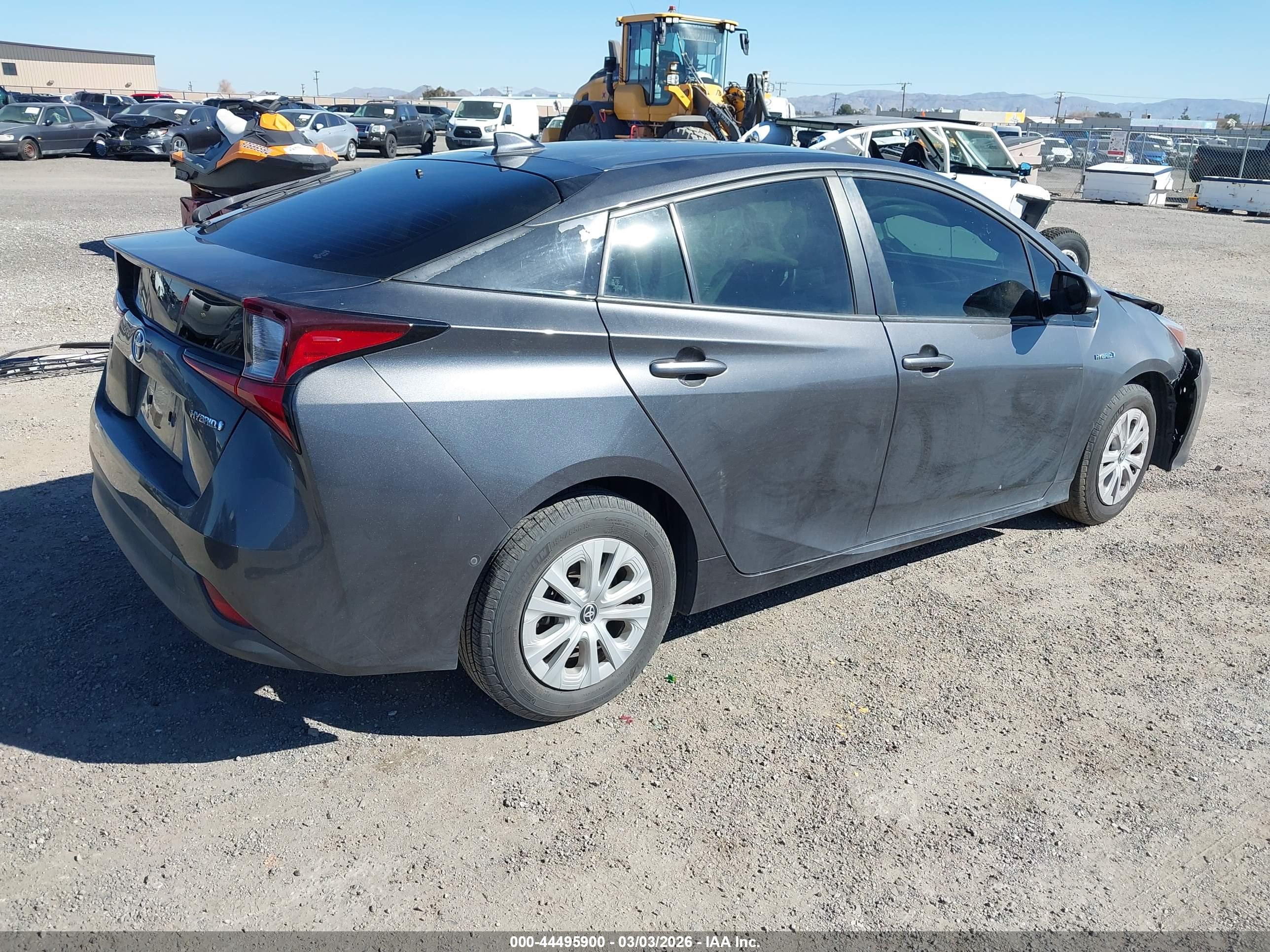 TOYOTA PRIUS image 4