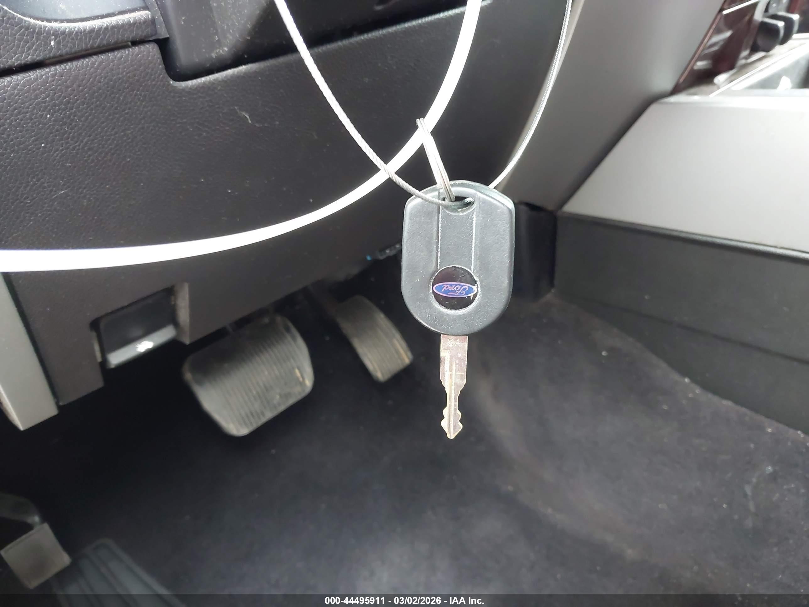 FORD EXPEDITION image 11