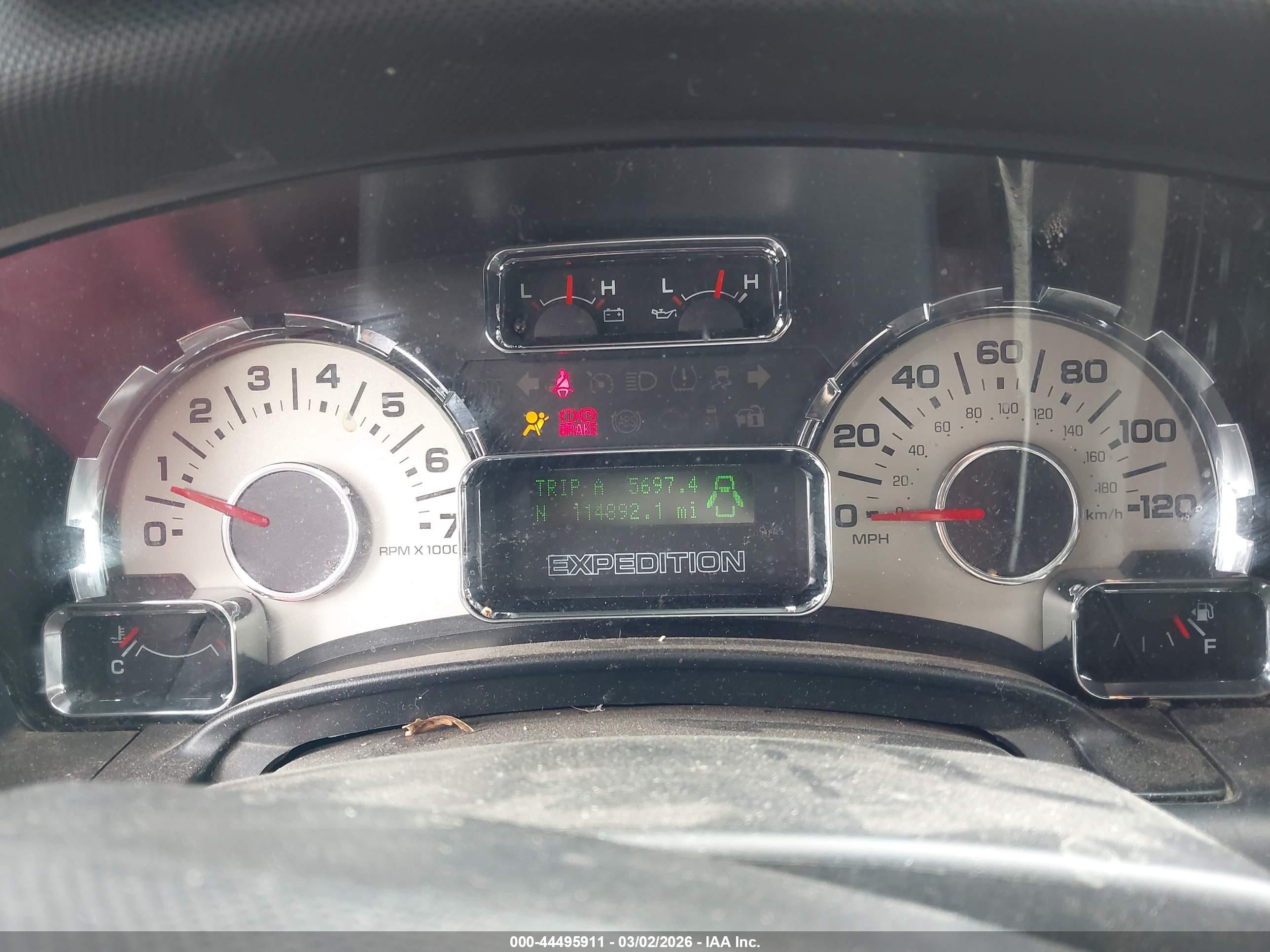 FORD EXPEDITION image 7