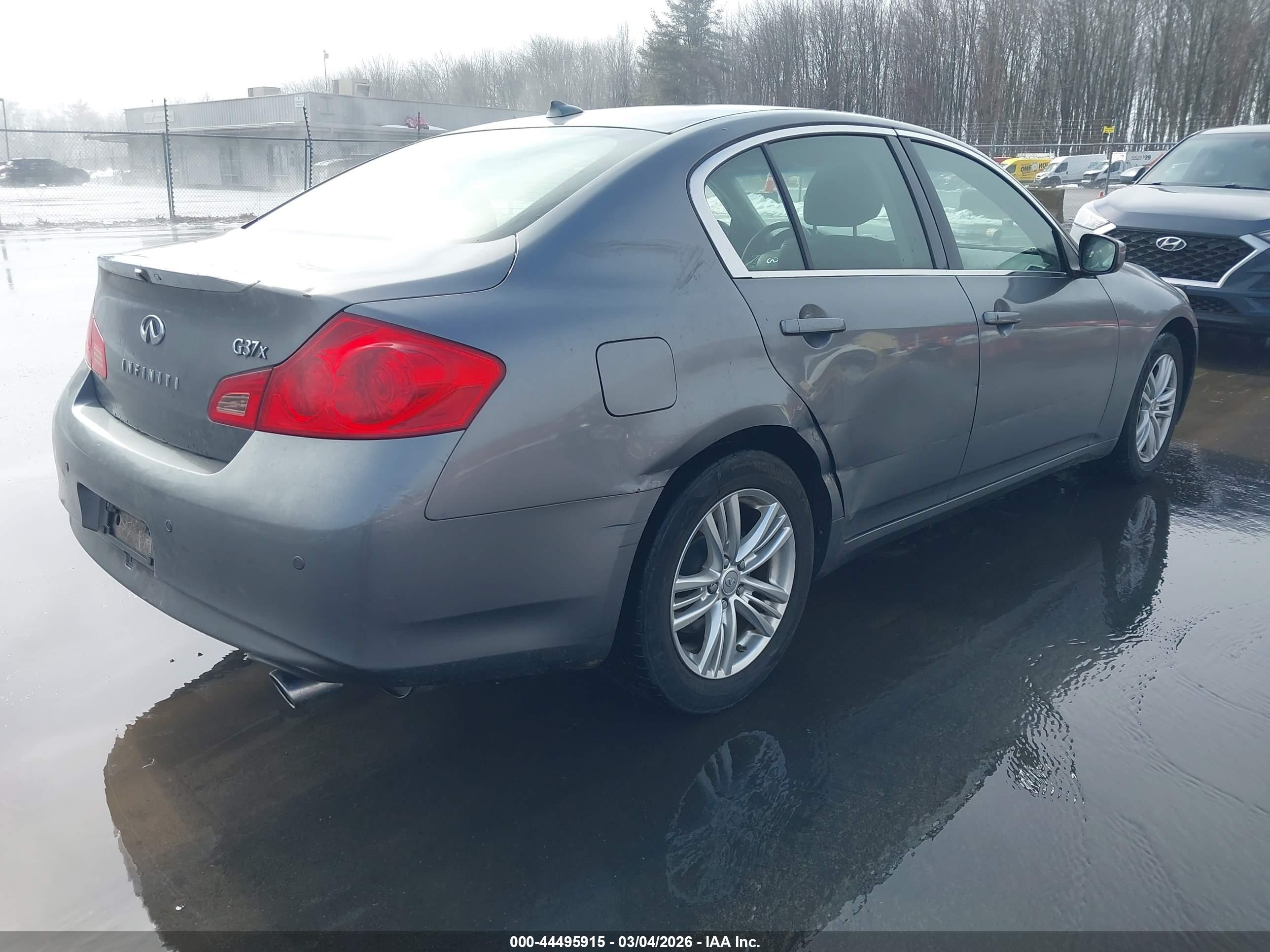 INFINITI G37X image 4