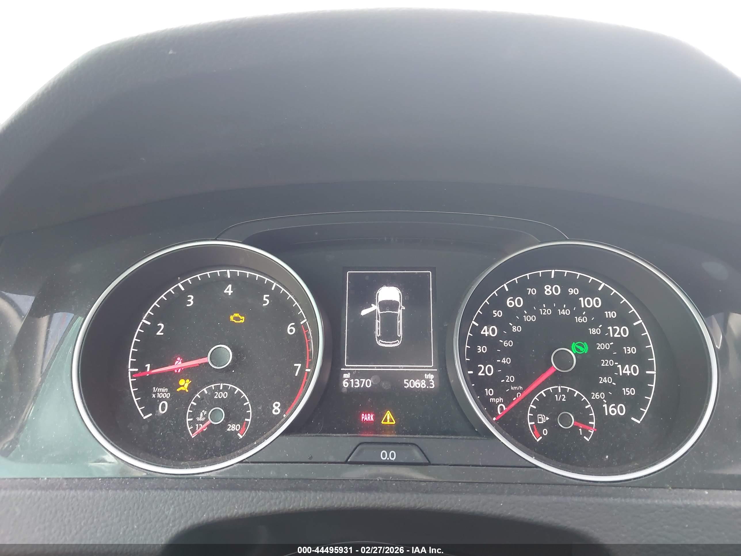 VOLKSWAGEN GOLF image 7