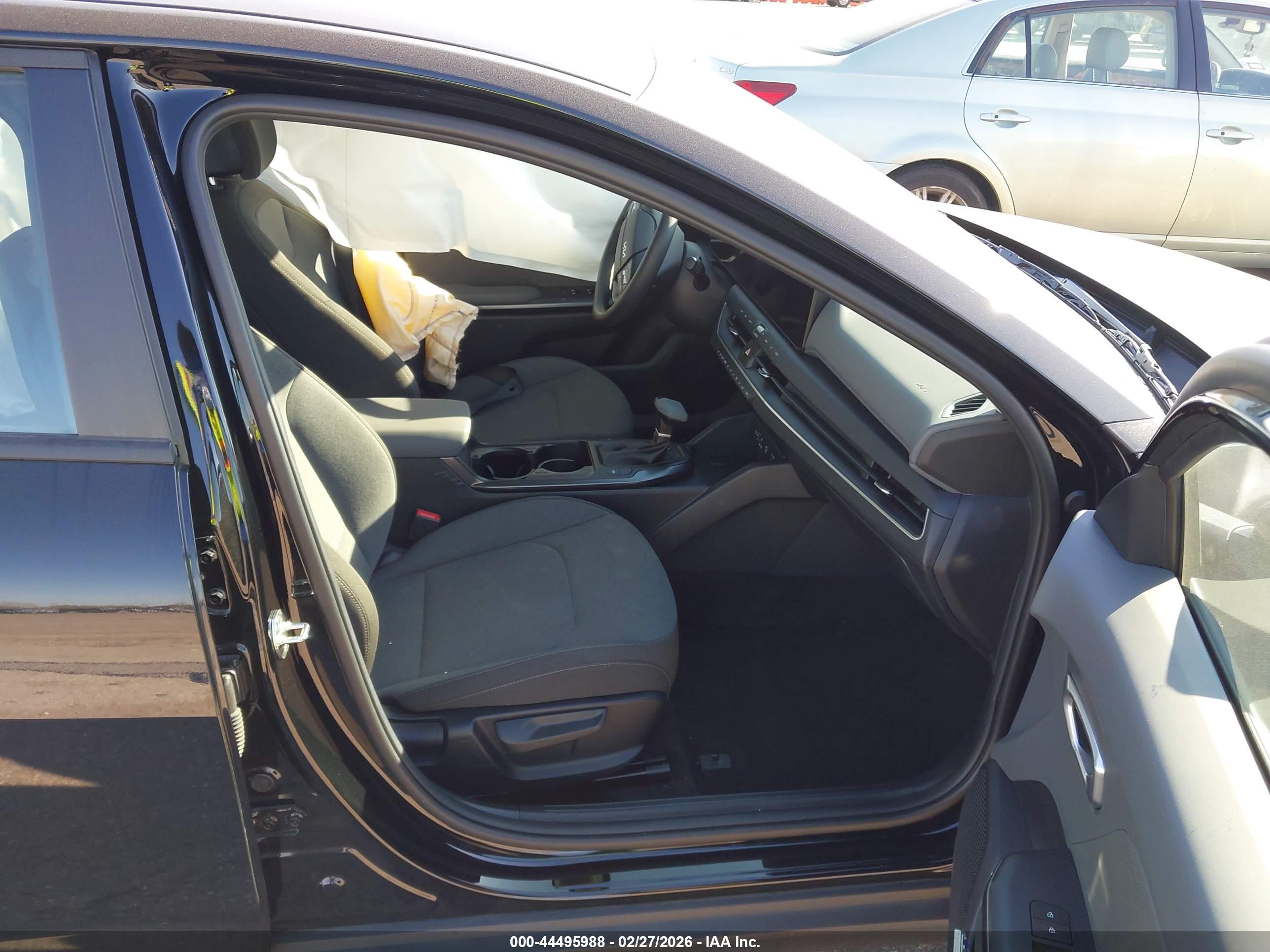 KIA K4 image 5