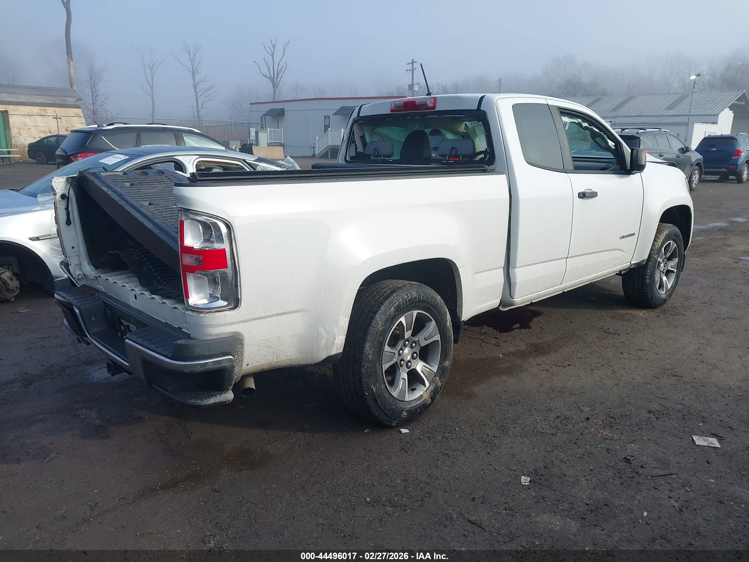 CHEVROLET COLORADO image 4