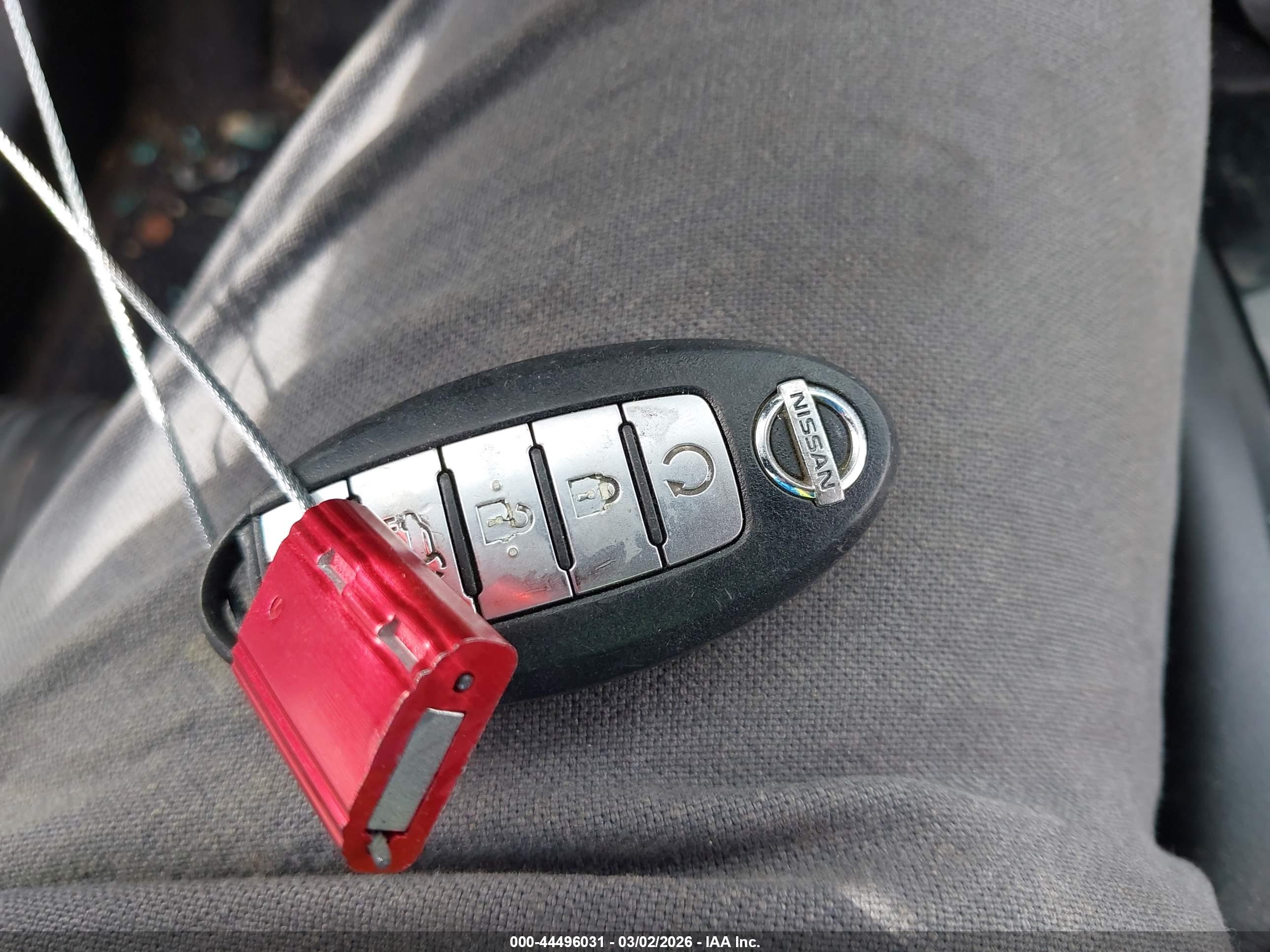 NISSAN ROGUE image 11
