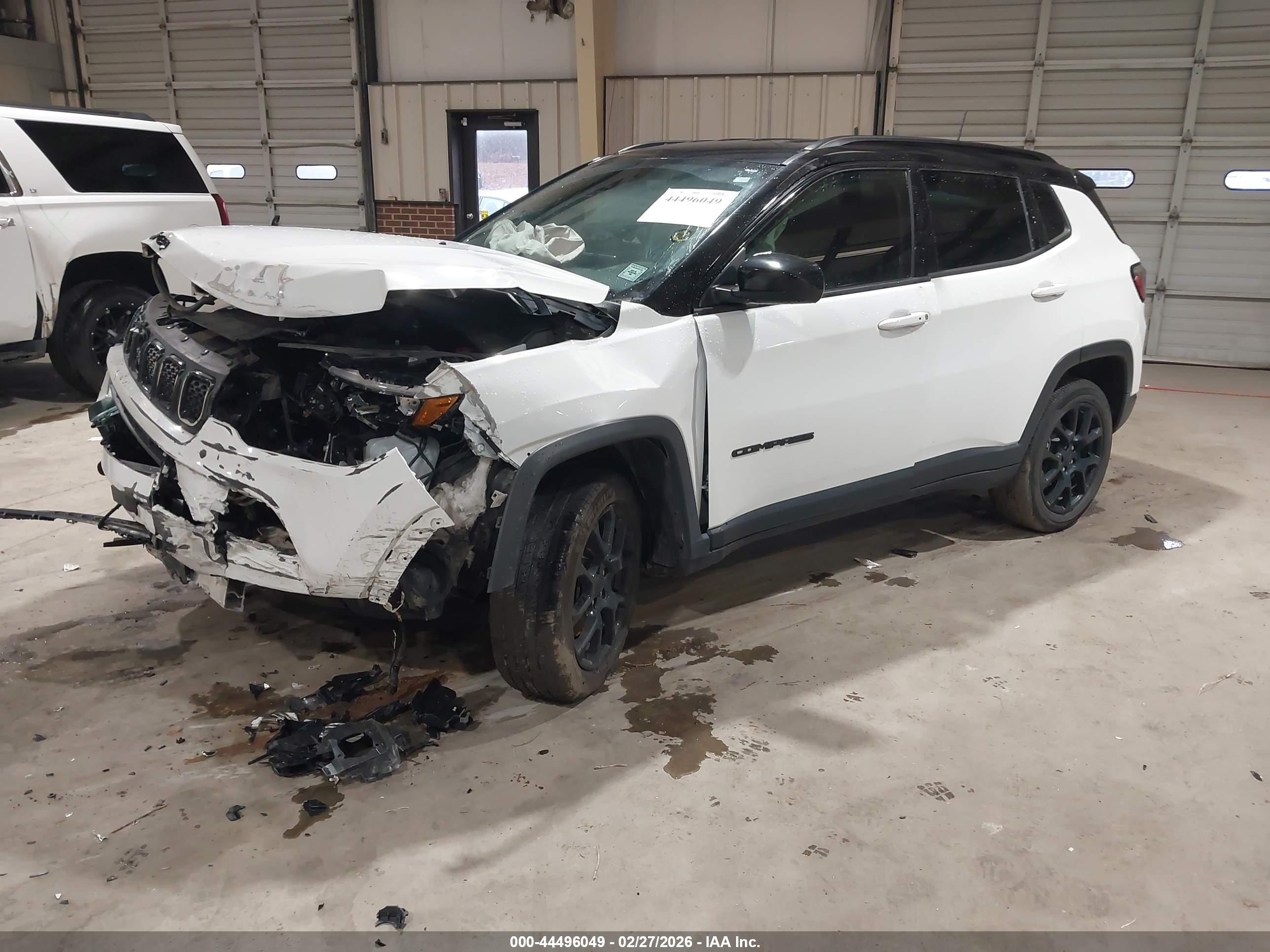 JEEP COMPASS image 2