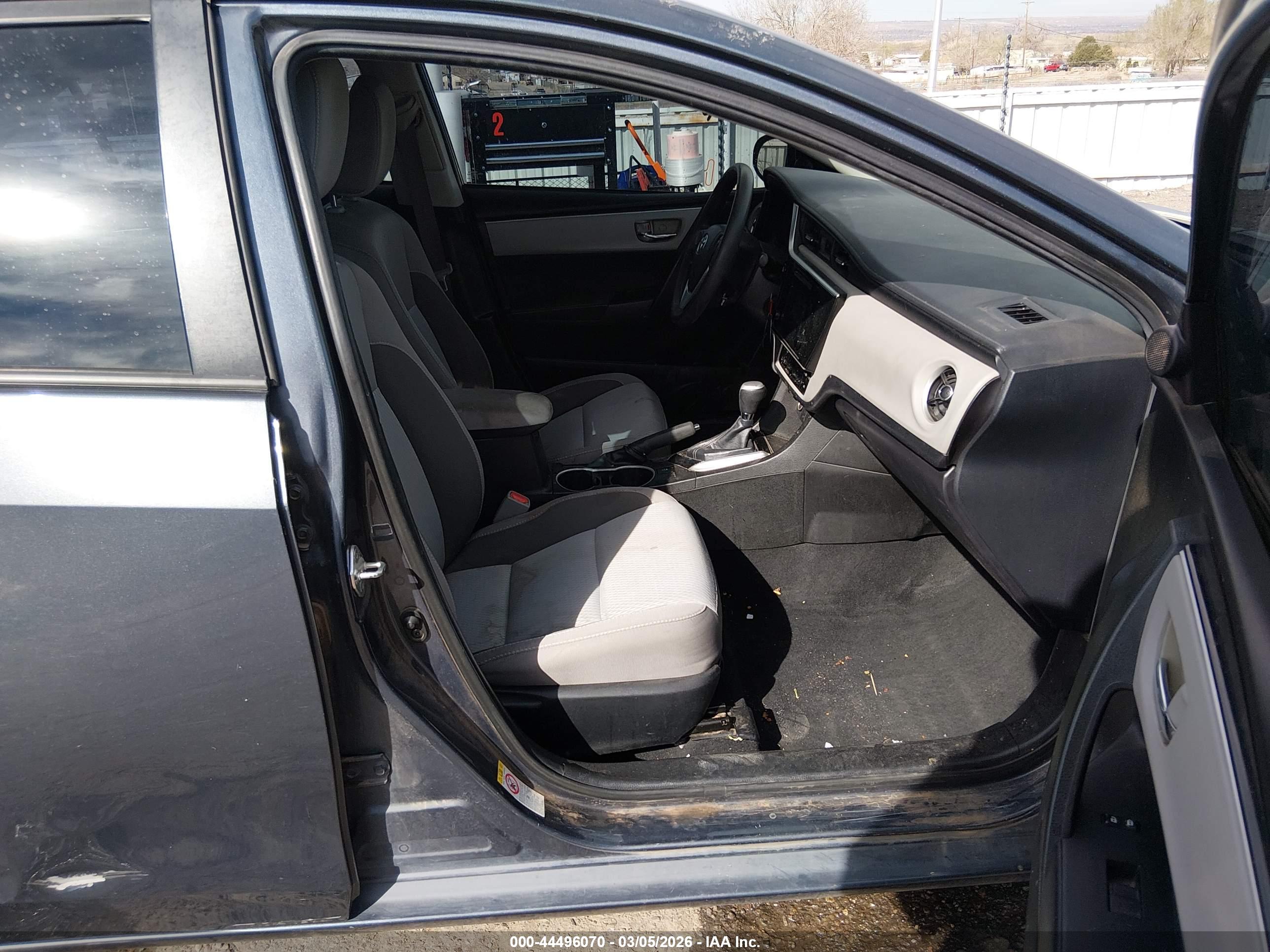 TOYOTA COROLLA image 5