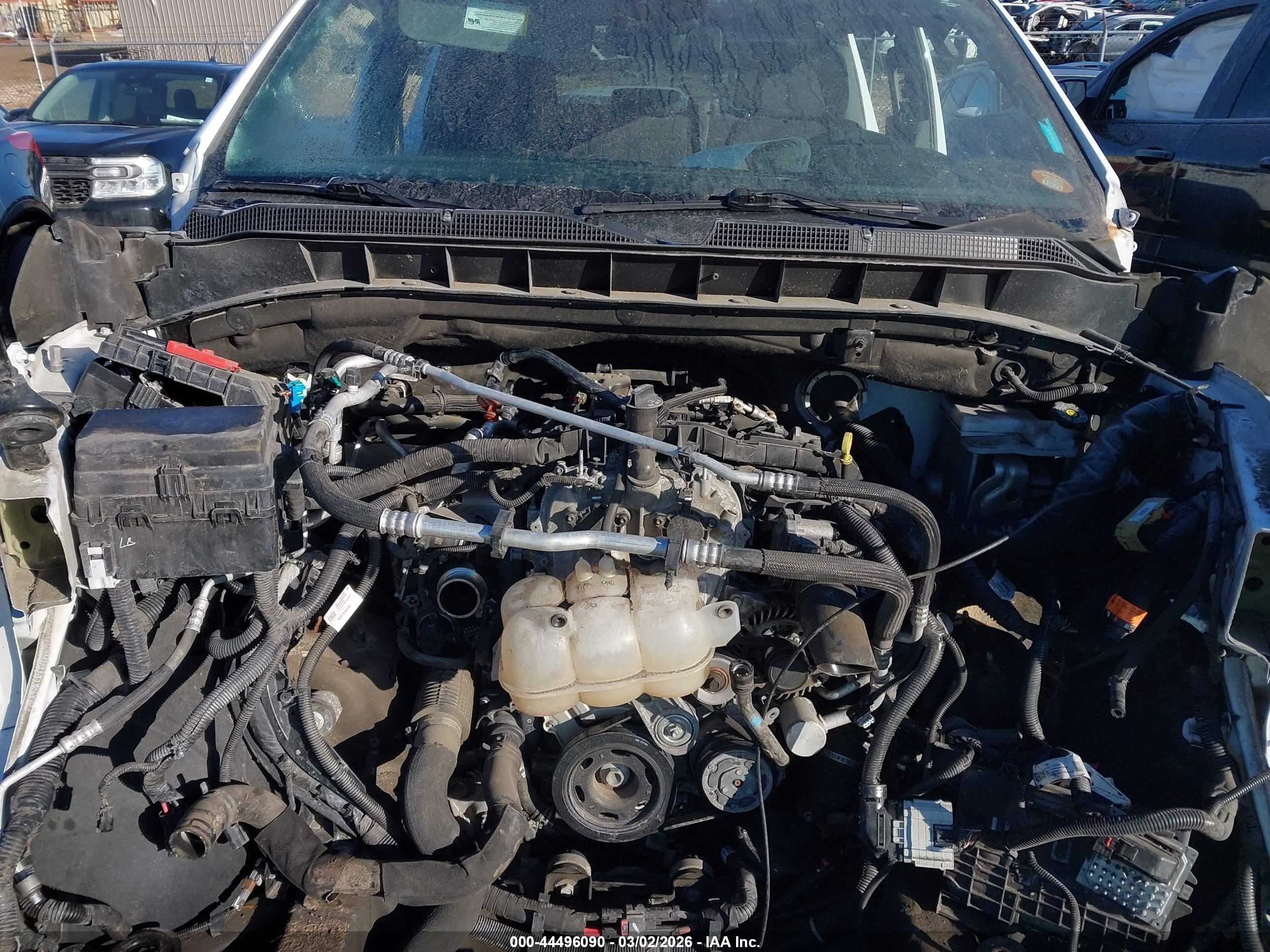 CHEVROLET SILVERADO image 10