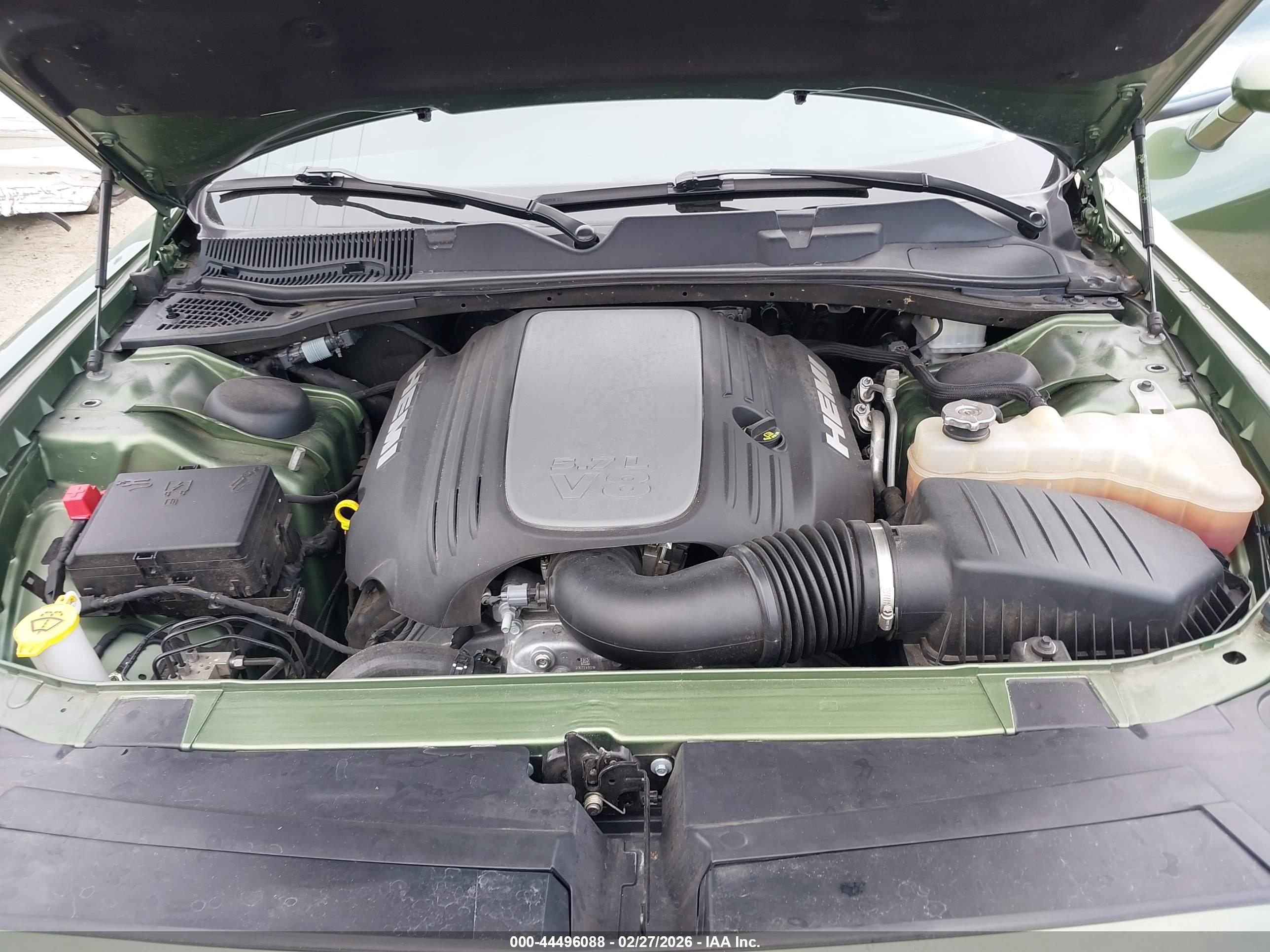 DODGE CHALLENGER image 10