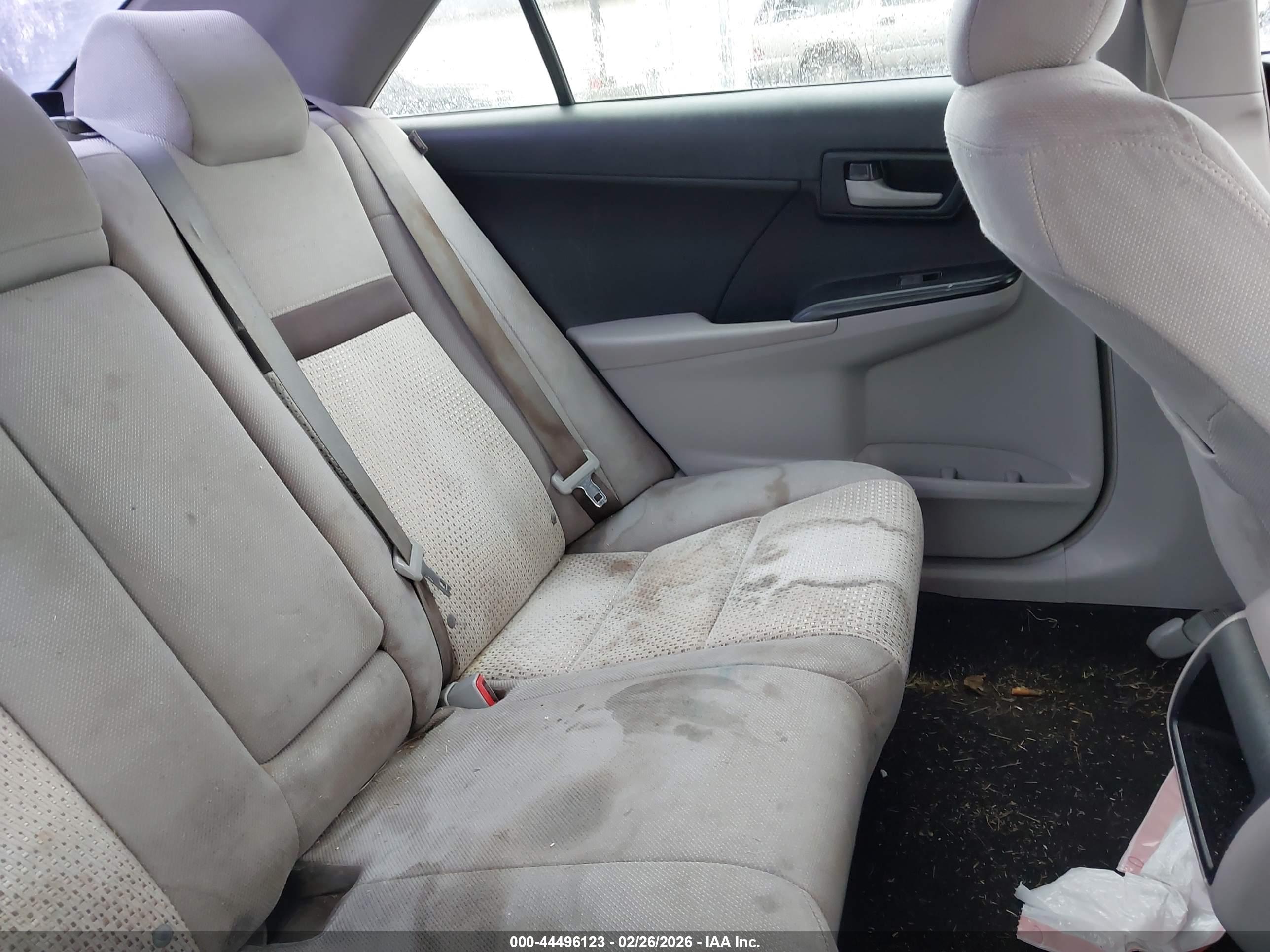 TOYOTA CAMRY image 8