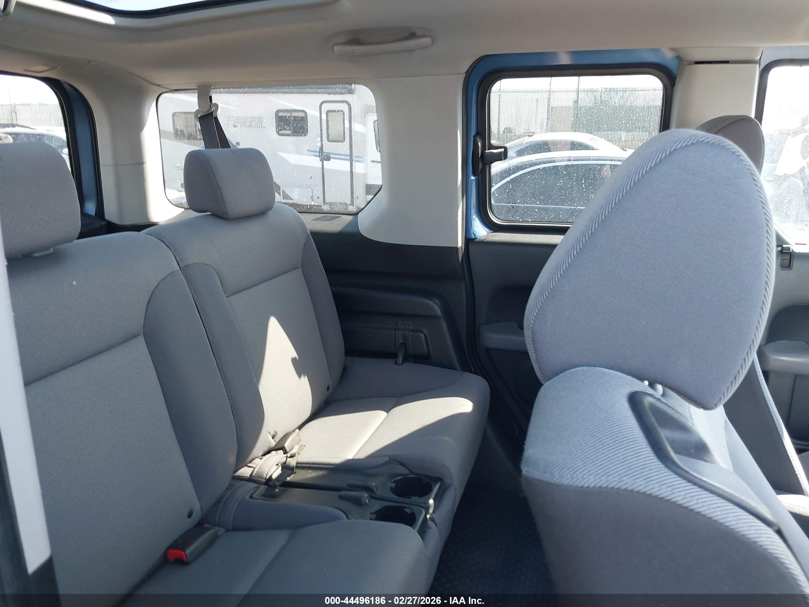 HONDA ELEMENT image 8