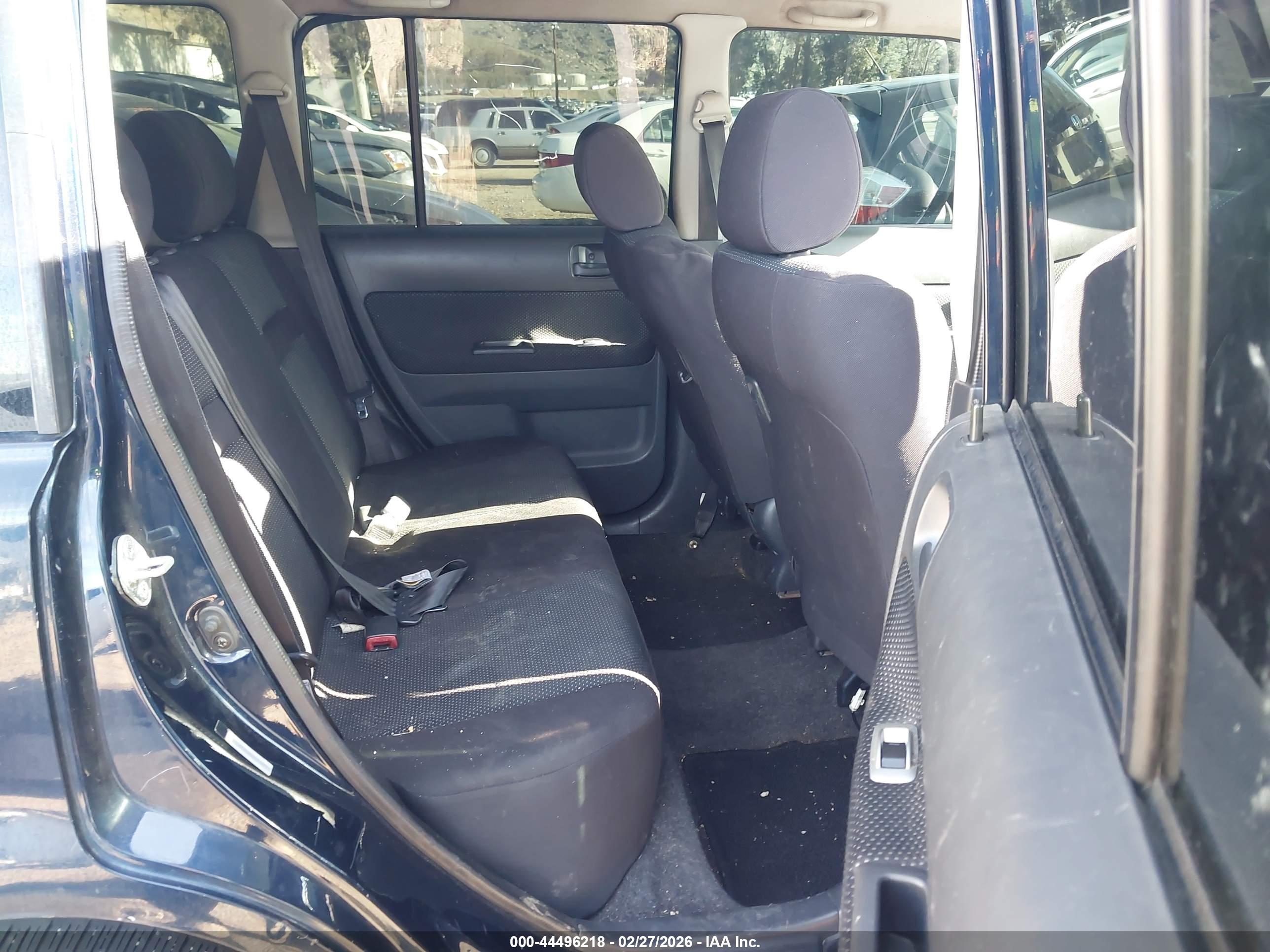 SCION XB image 8