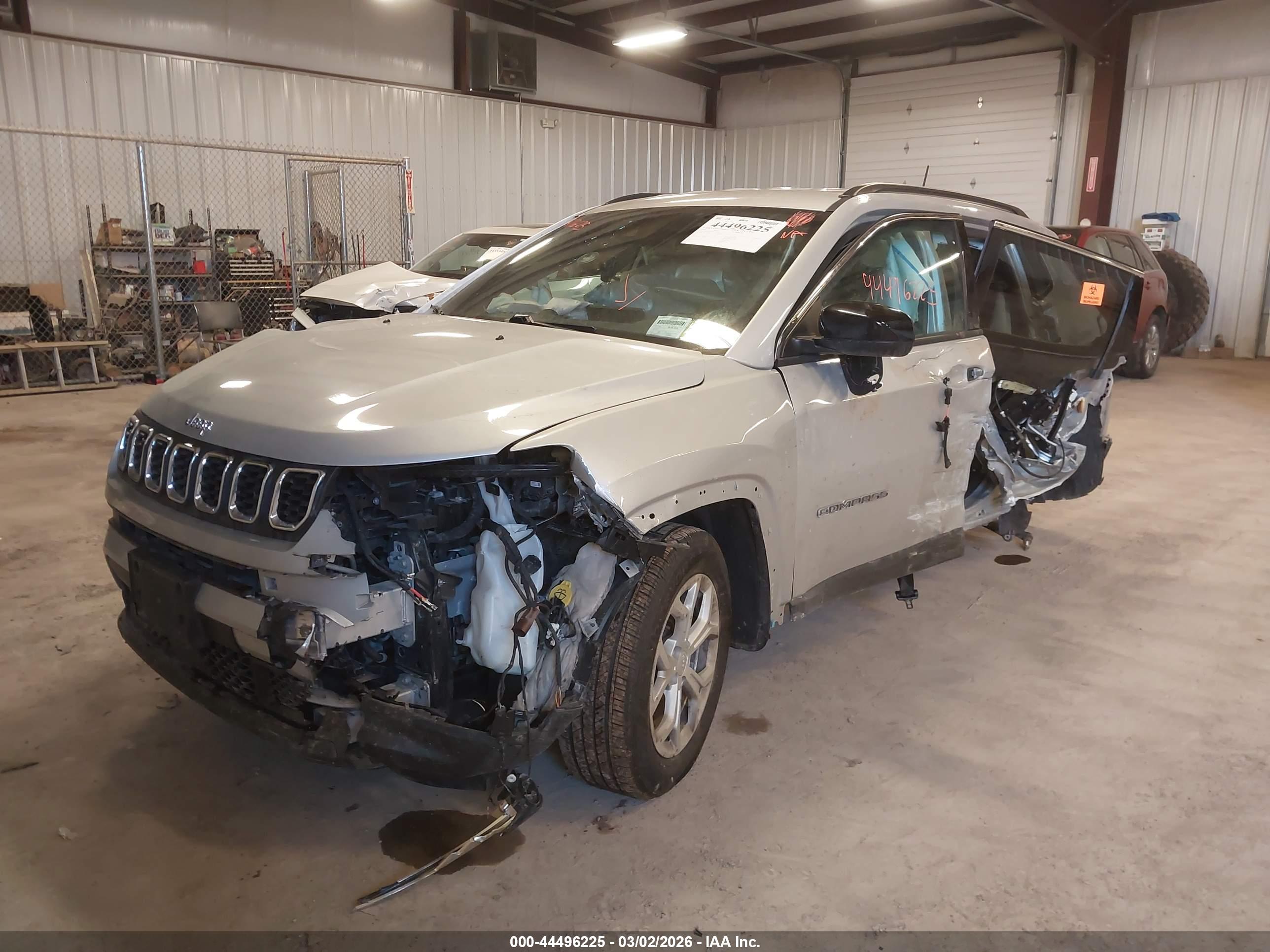 JEEP COMPASS image 2