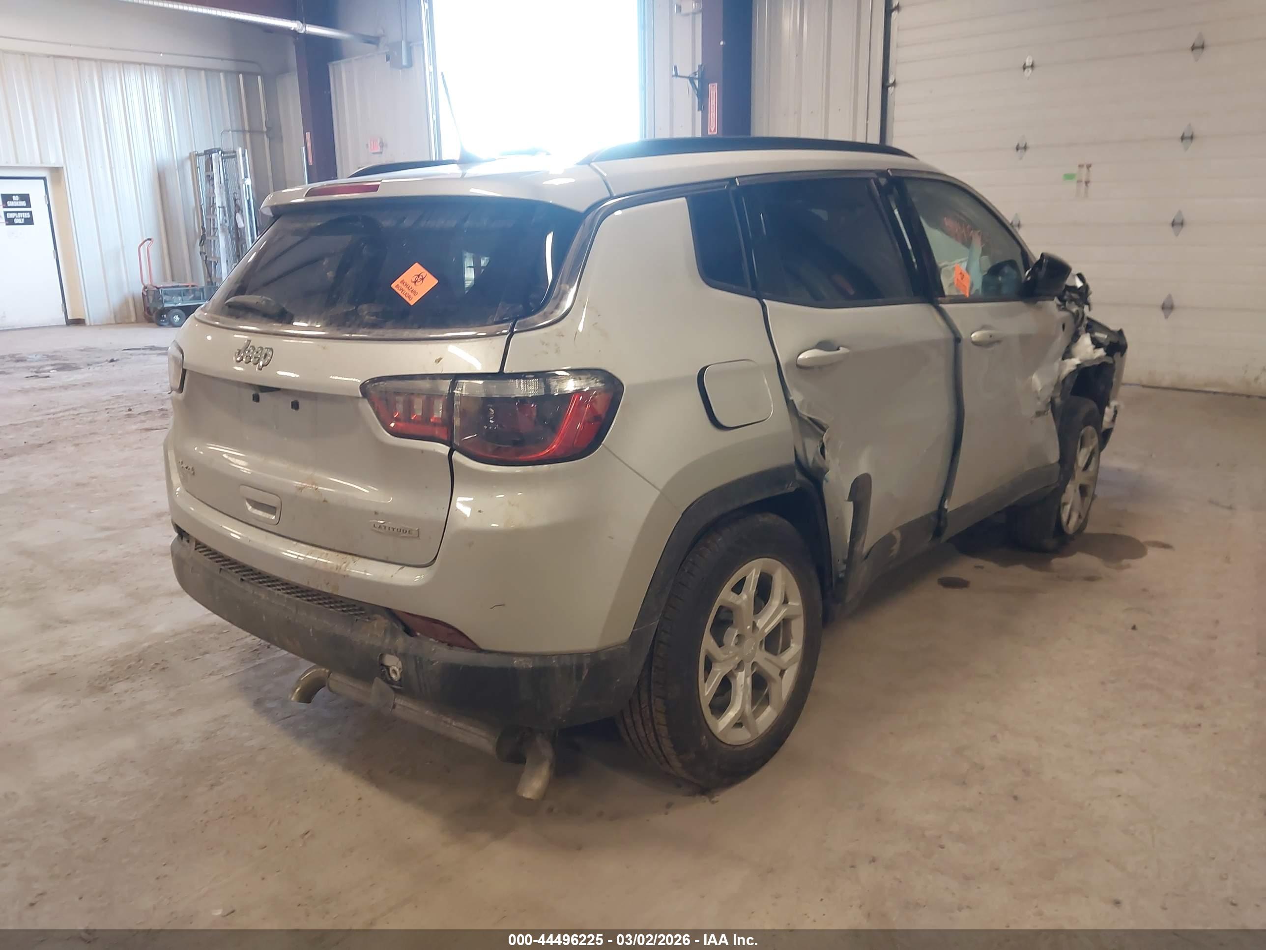 JEEP COMPASS image 4
